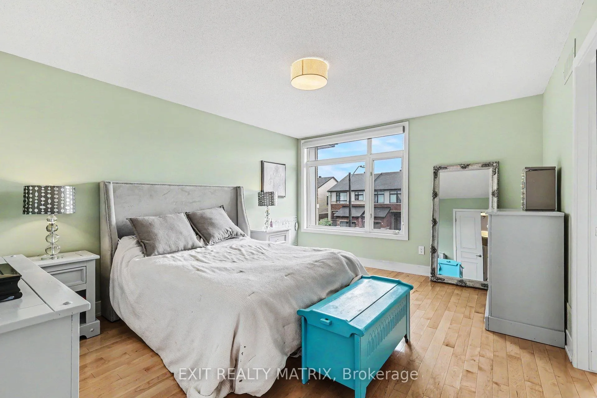 Photo 23 of 74 Nutting Crescent, Ottawa, Riverside South/Gloucester Glen — HOMEH