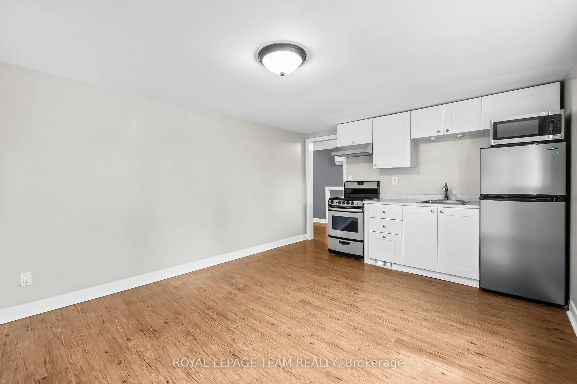 Photo 12 of Unit Upper Unit, 5432 Old Richmond Road, Ottawa, Fallowfield — HOMEH