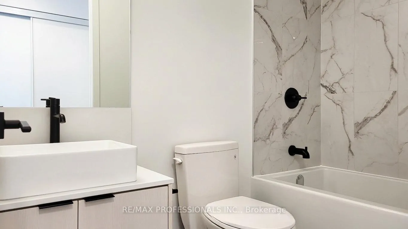 Photo 10 of Unit 504, 10 Graphophone Grove, Toronto, Dovercourt-Wallace Emerson-Junction — HOMEH