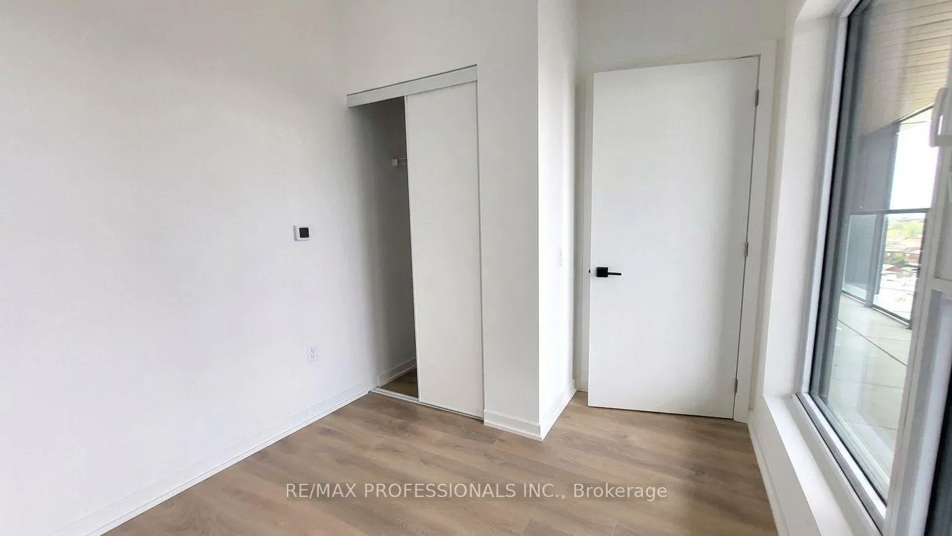 Photo 13 of Unit 504, 10 Graphophone Grove, Toronto, Dovercourt-Wallace Emerson-Junction — HOMEH
