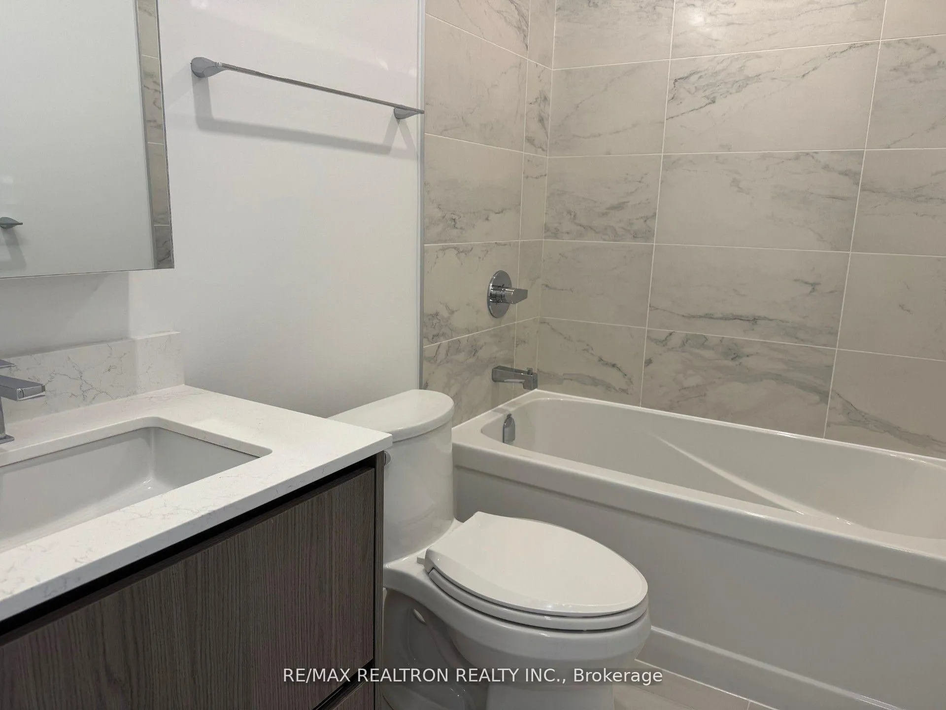 Photo 25 of Unit 405, 8188 Yonge Street, Vaughan, Uplands — HOMEH