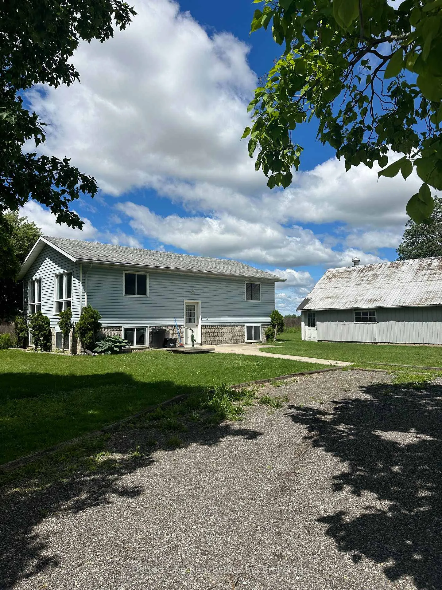 Photo 2 of 2831 Lakeshore Road, Norfolk, Rural S. Walsingham — HOMEH