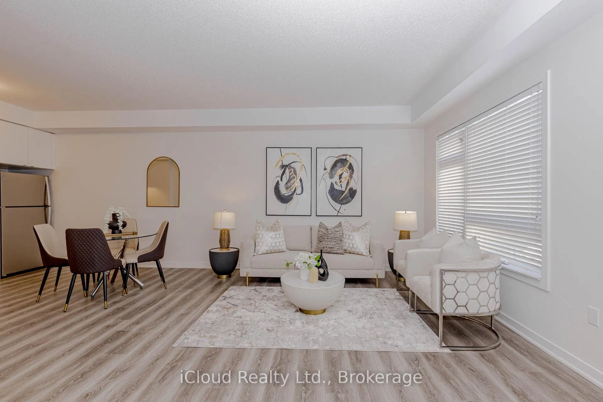 Photo 10 of Unit 69, 3189 Bastedo Common, Burlington, Alton — HOMEH
