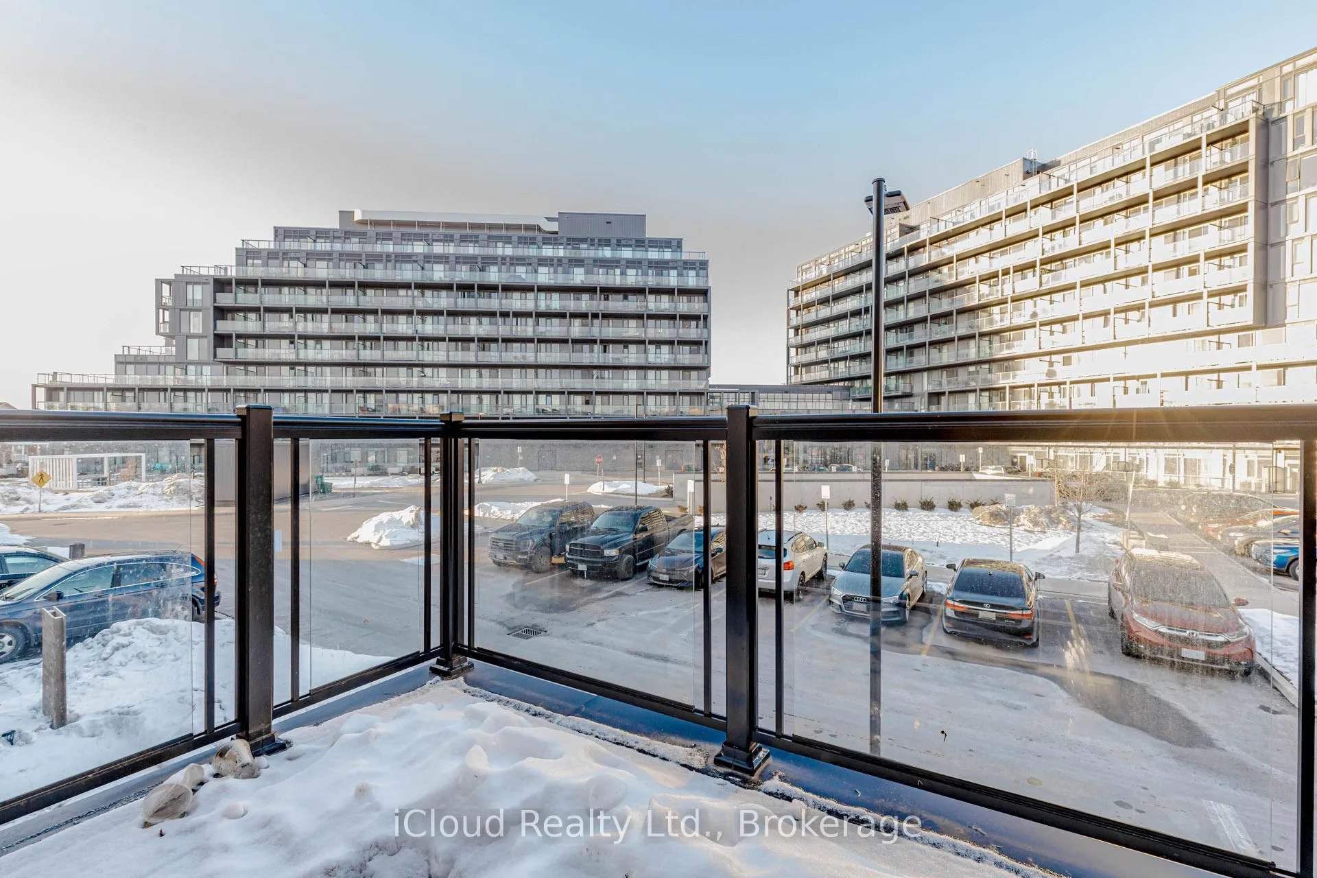 Photo 40 of Unit 69, 3189 Bastedo Common, Burlington, Alton — HOMEH