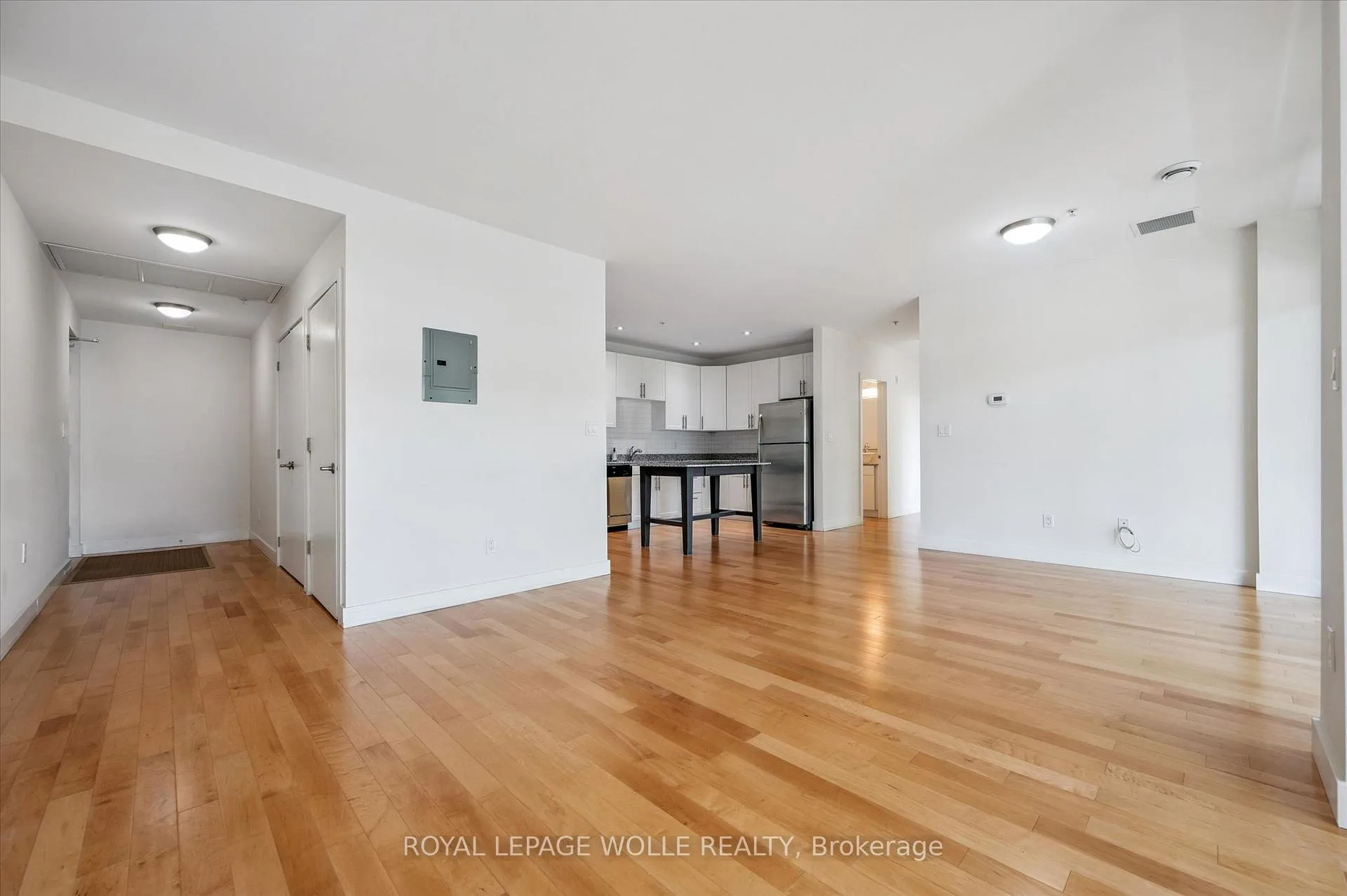 Photo 14 of Unit 304, 188 King Street S, Waterloo, Beechwood/University — HOMEH