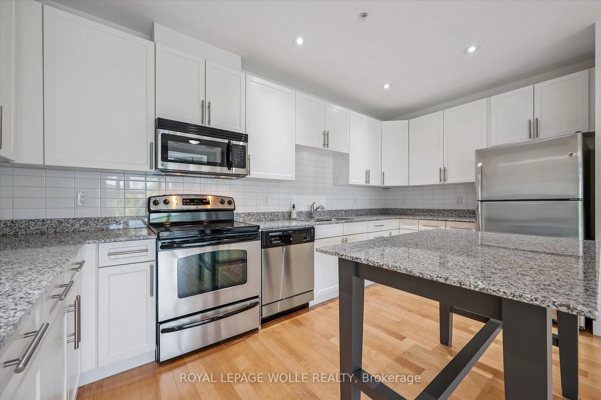 Photo 22 of Unit 304, 188 King Street S, Waterloo, Beechwood/University — HOMEH
