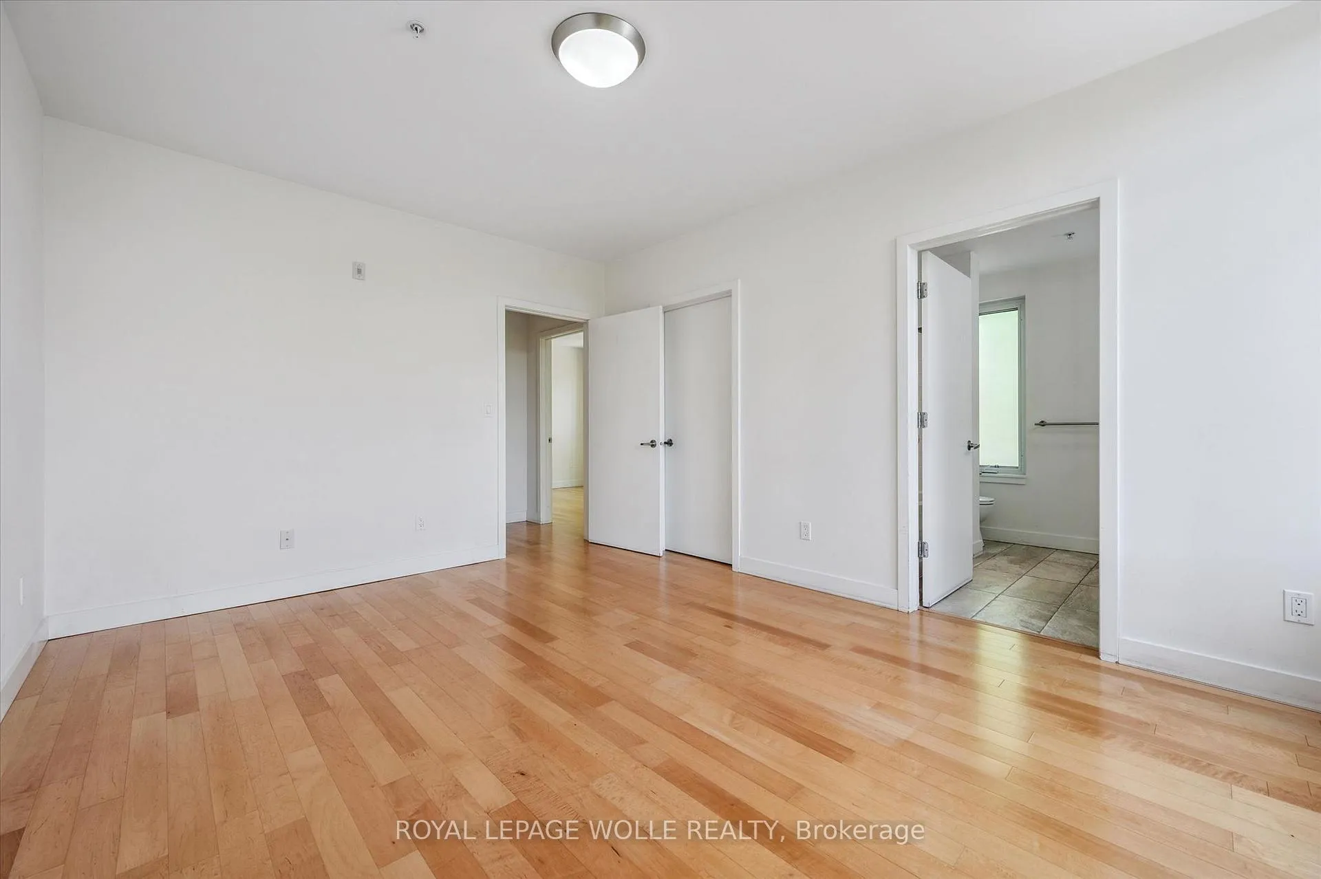 Photo 34 of Unit 304, 188 King Street S, Waterloo, Beechwood/University — HOMEH