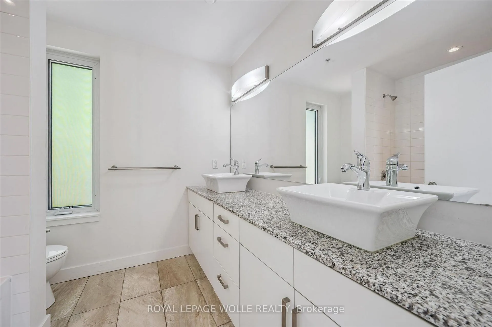 Photo 36 of Unit 304, 188 King Street S, Waterloo, Beechwood/University — HOMEH