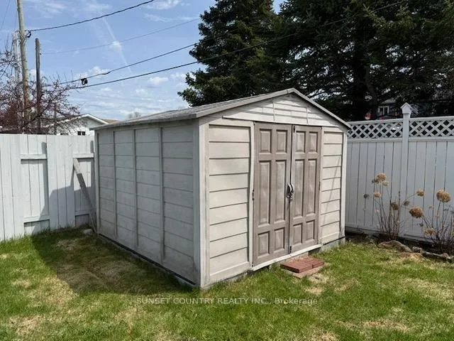 Photo 21 of 24 Clearwater Crescent, Dryden, Pronger Park — HOMEH