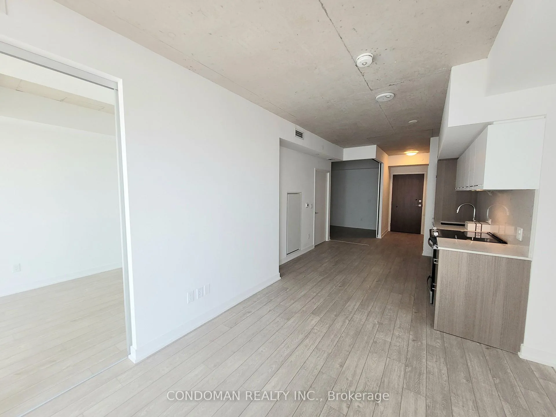 Photo 4 of Unit 911, 45 Baseball Place, Toronto, South Riverdale — HOMEH