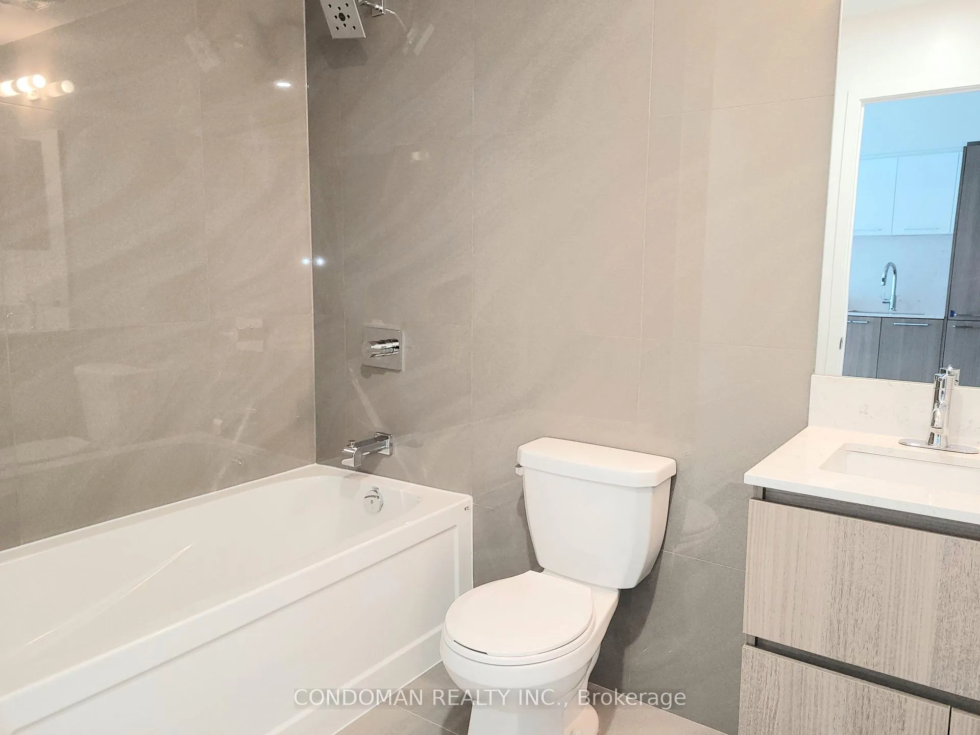 Photo 8 of Unit 911, 45 Baseball Place, Toronto, South Riverdale — HOMEH