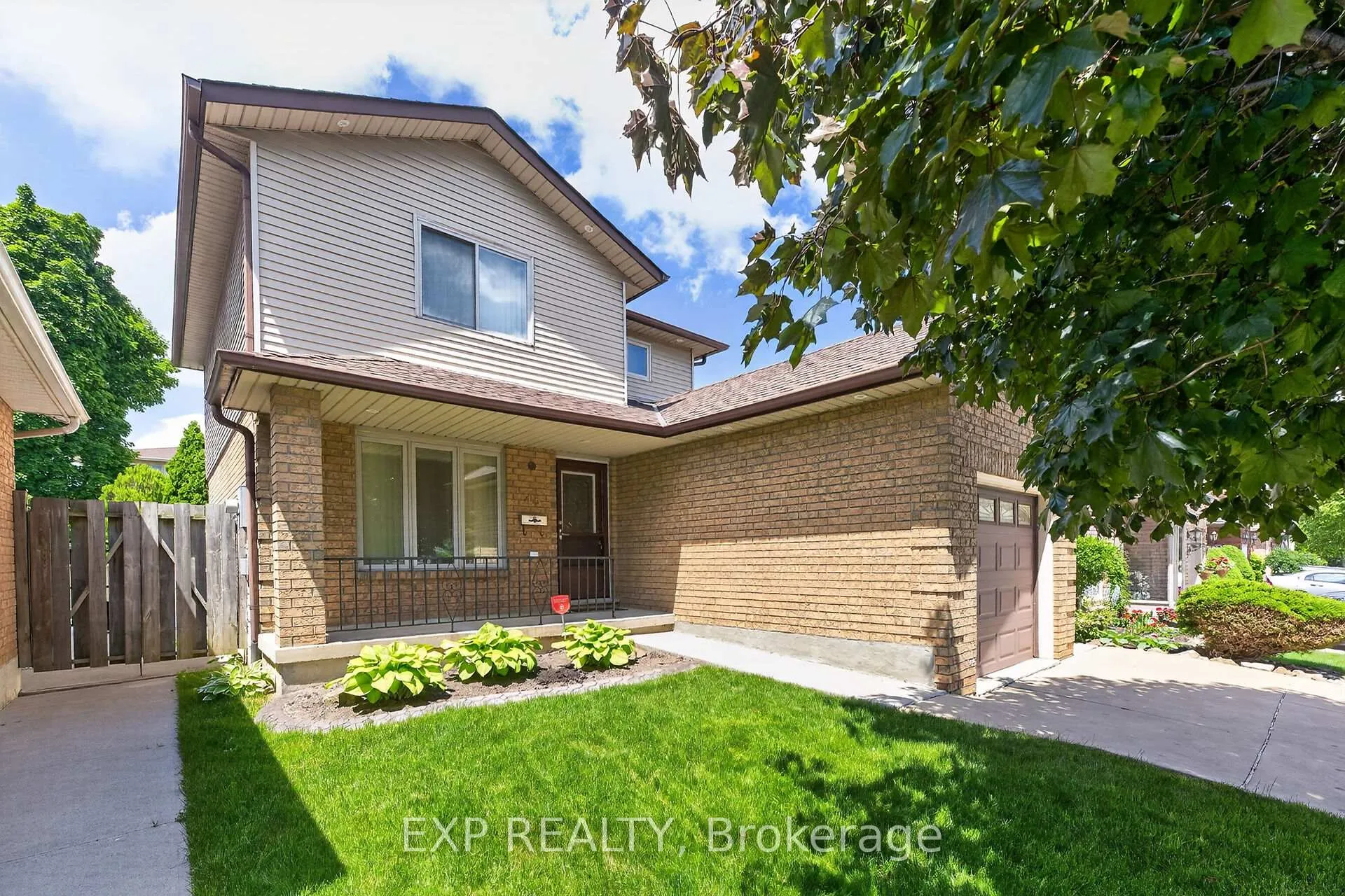 Photo 4 of 45 Ossington Drive, Hamilton, Broughton — HOMEH