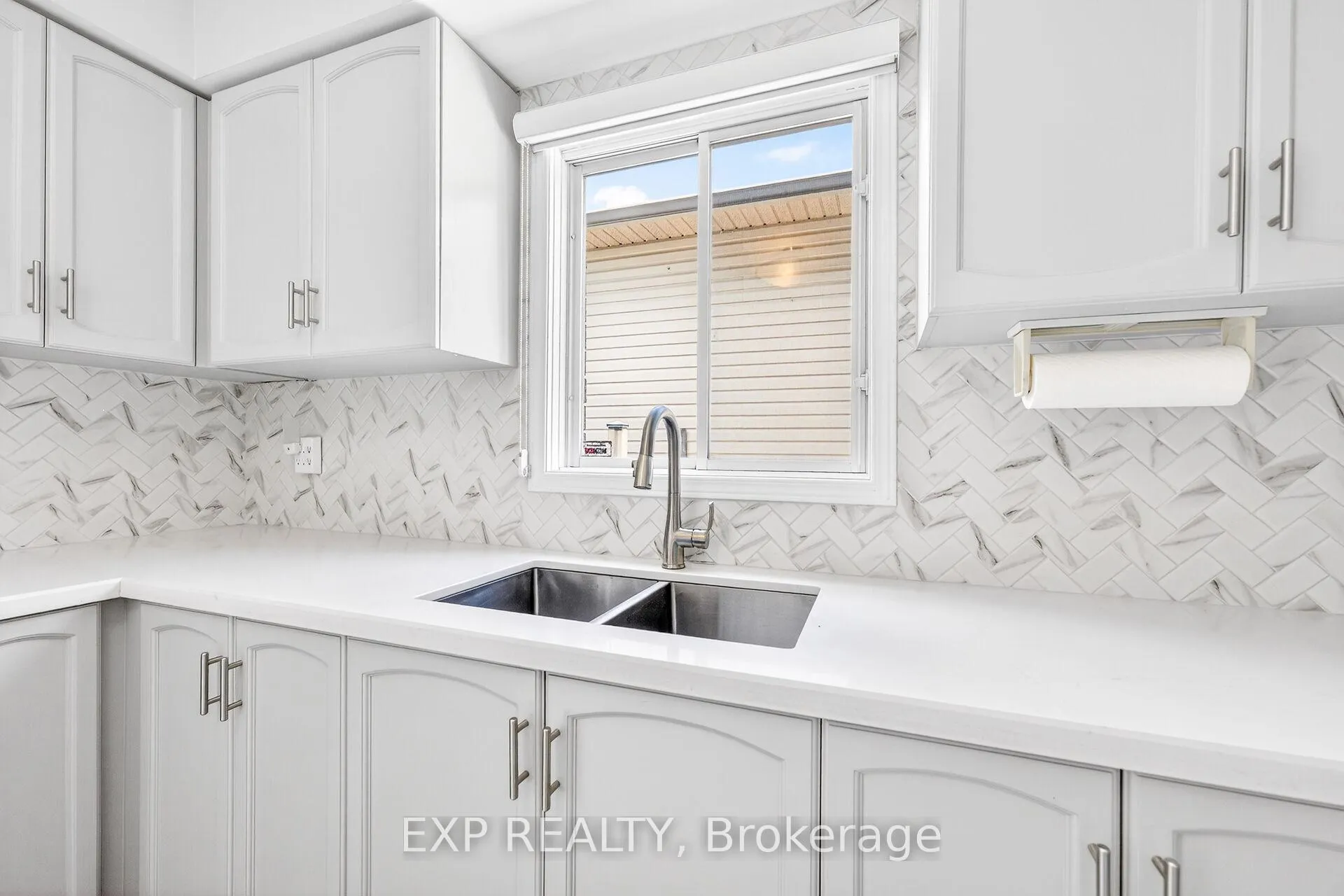 Photo 9 of 45 Ossington Drive, Hamilton, Broughton — HOMEH