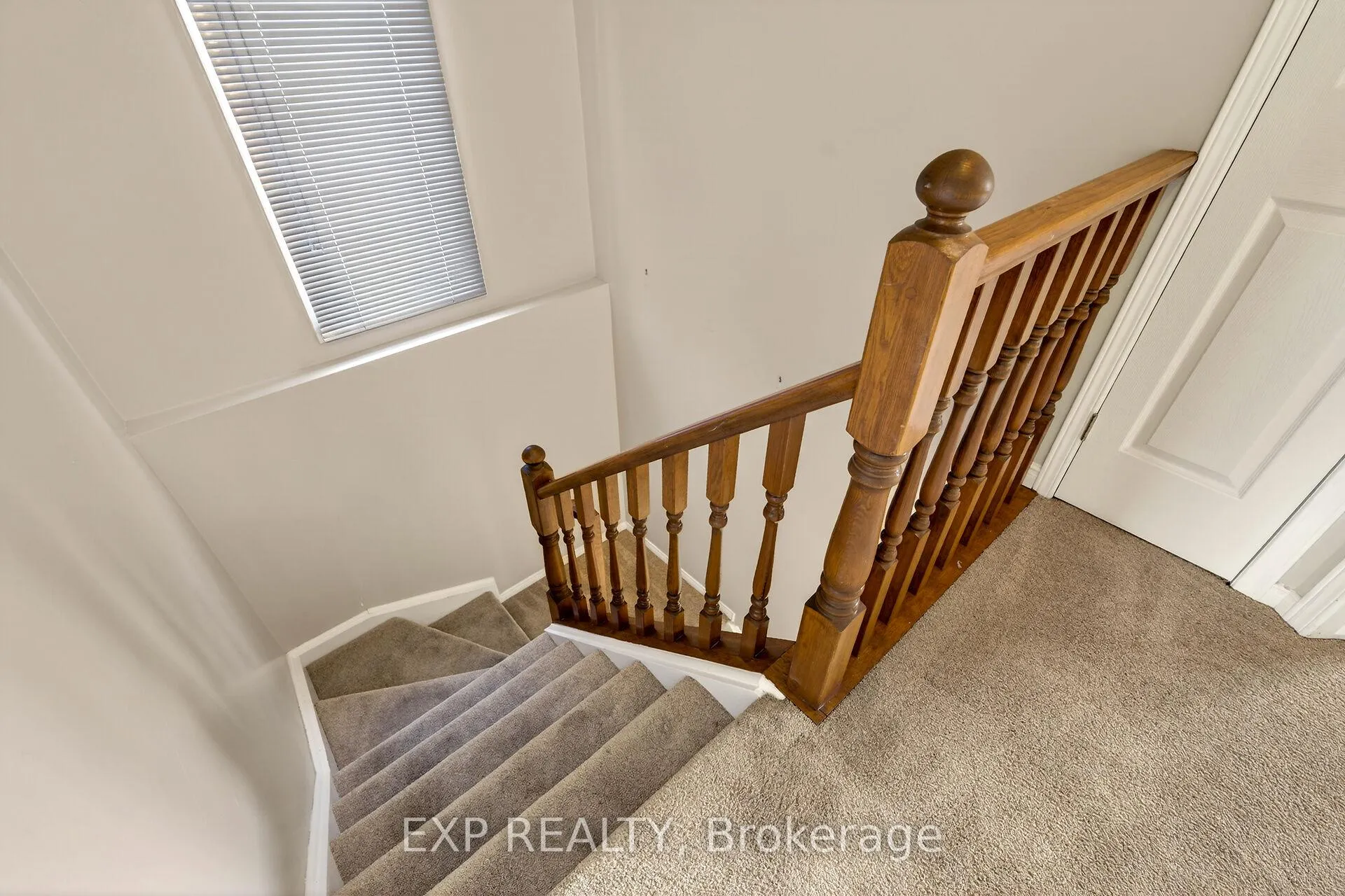 Photo 22 of 45 Ossington Drive, Hamilton, Broughton — HOMEH