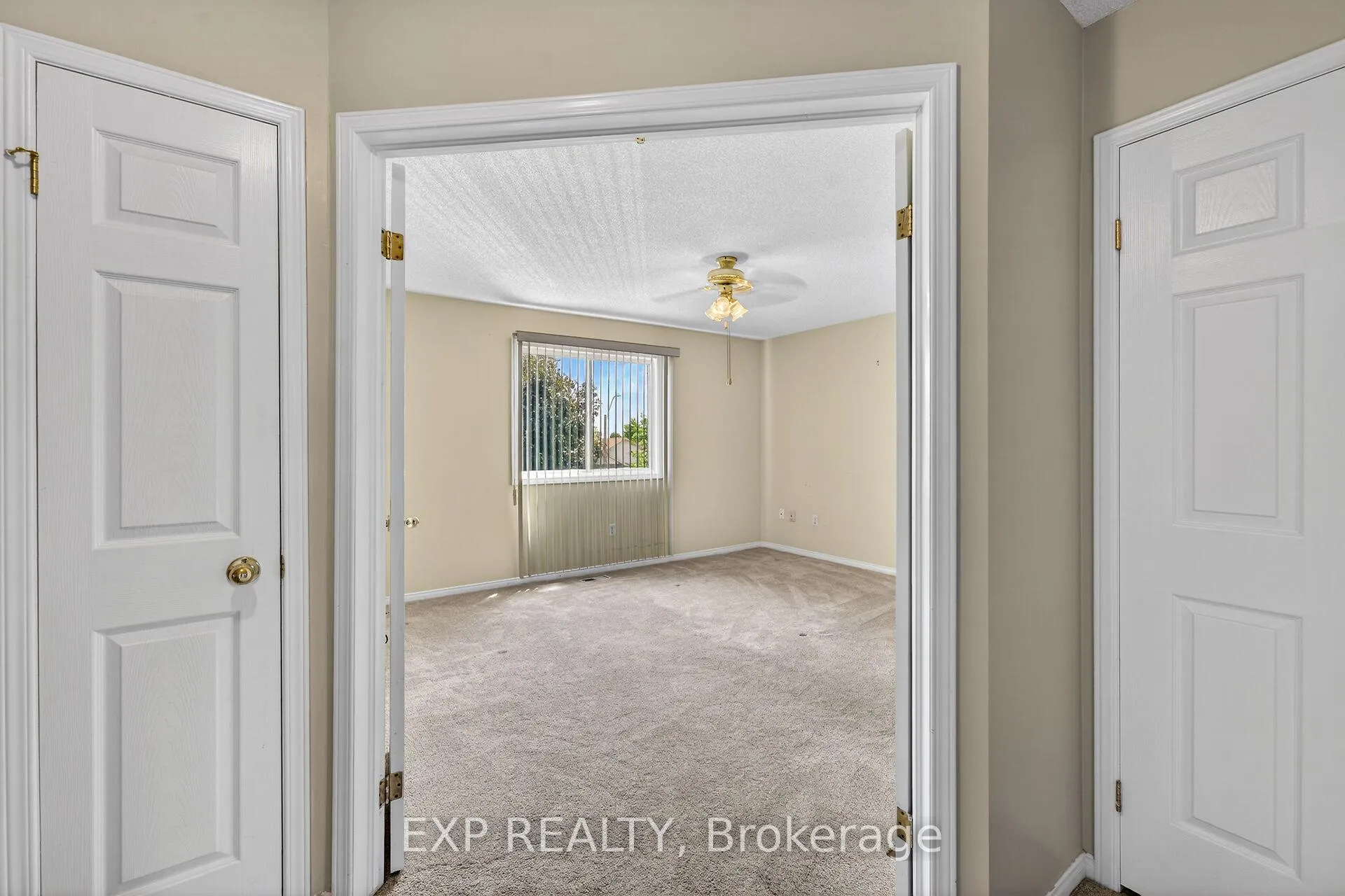 Photo 23 of 45 Ossington Drive, Hamilton, Broughton — HOMEH