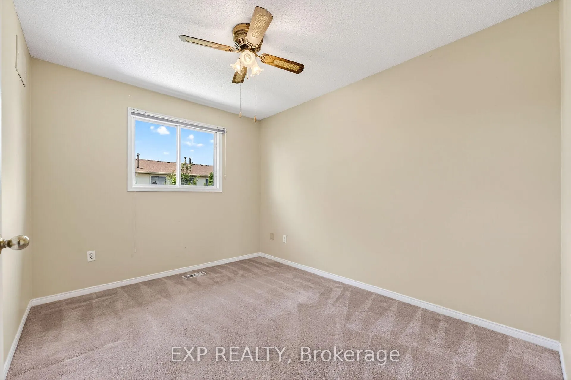 Photo 30 of 45 Ossington Drive, Hamilton, Broughton — HOMEH