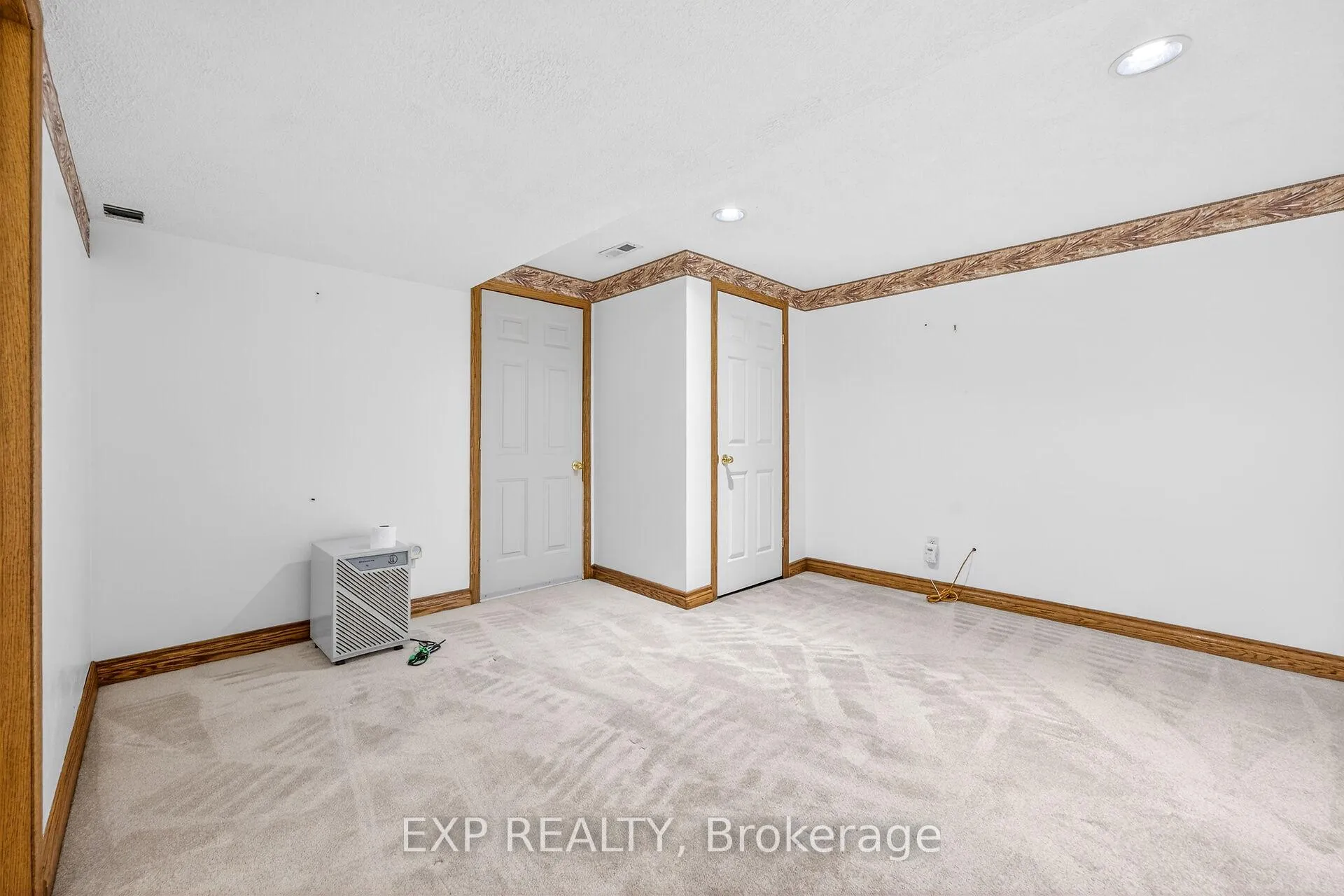 Photo 37 of 45 Ossington Drive, Hamilton, Broughton — HOMEH