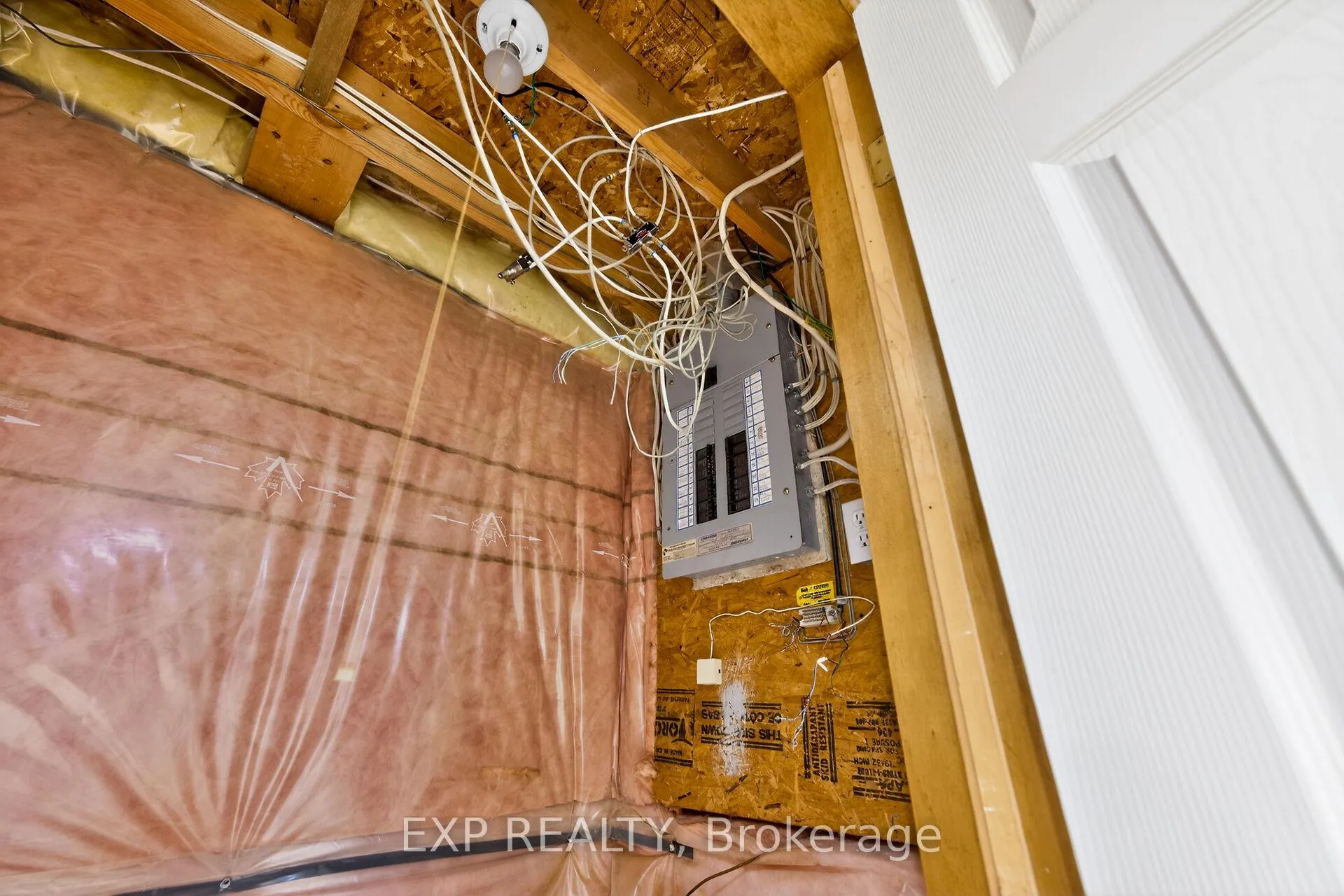 Photo 39 of 45 Ossington Drive, Hamilton, Broughton — HOMEH