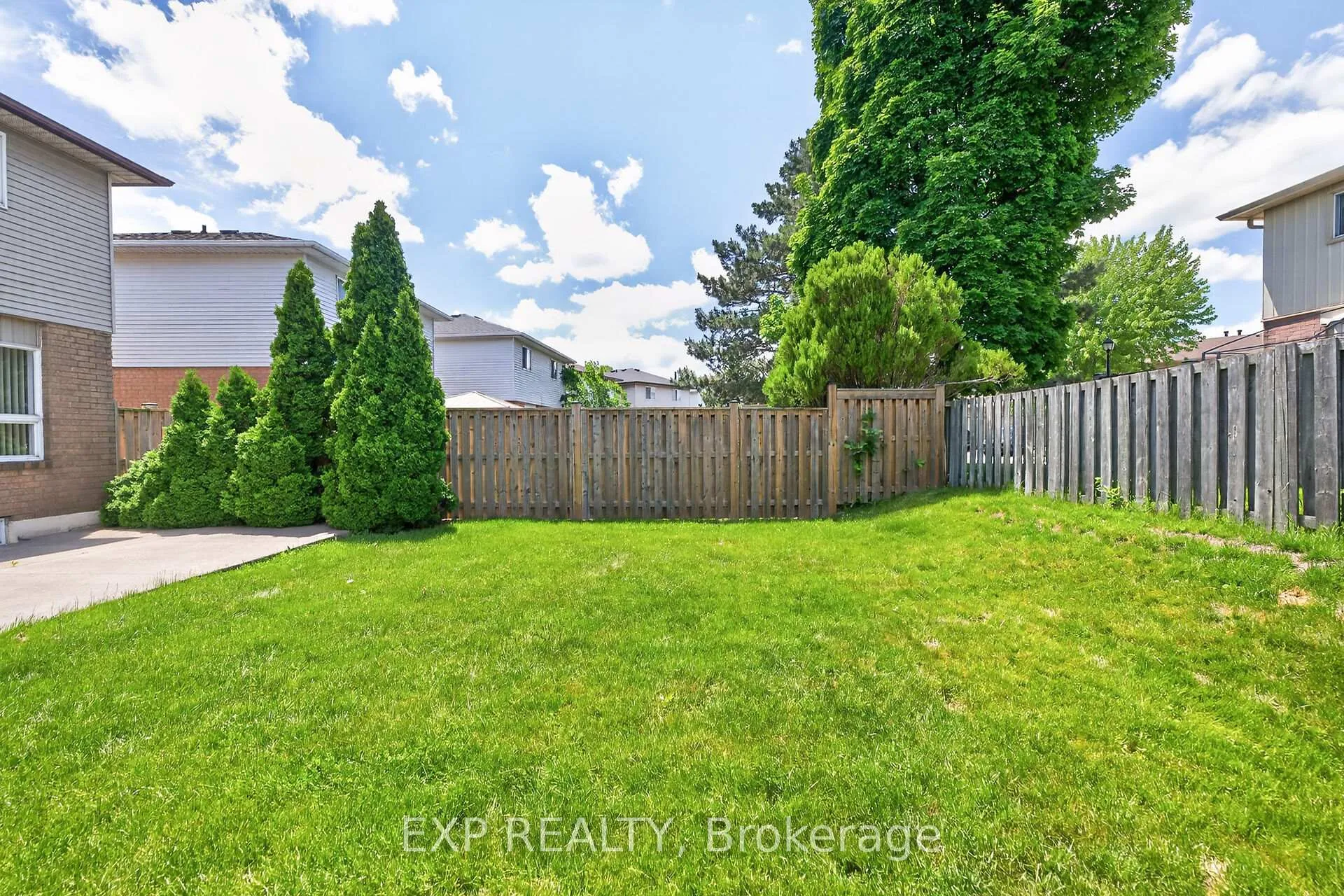 Photo 49 of 45 Ossington Drive, Hamilton, Broughton — HOMEH