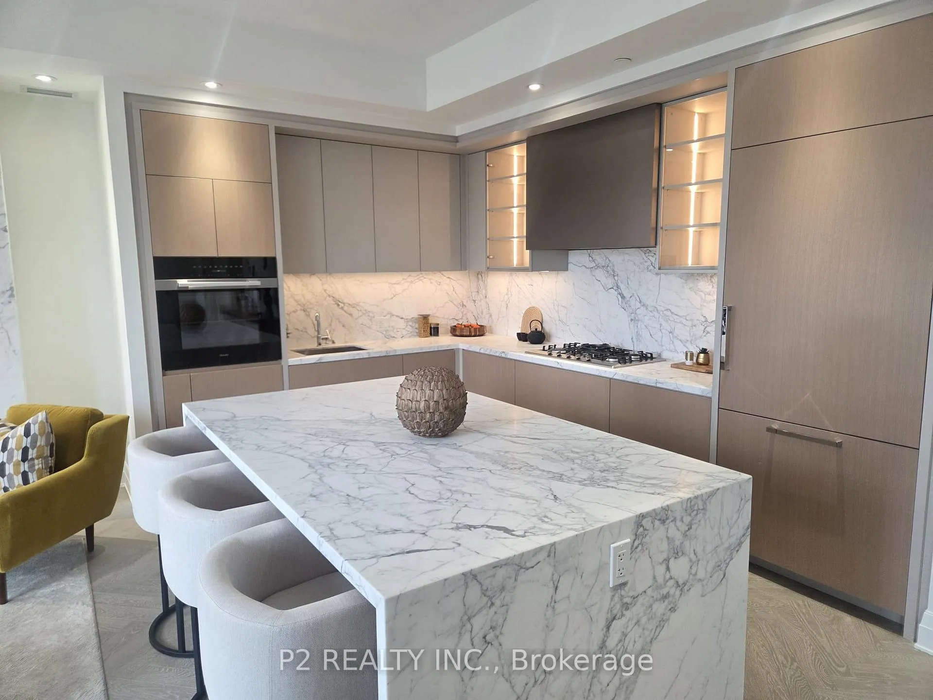Photo 7 of Unit 411, 2 Forest Hill, Toronto, Casa Loma — HOMEH