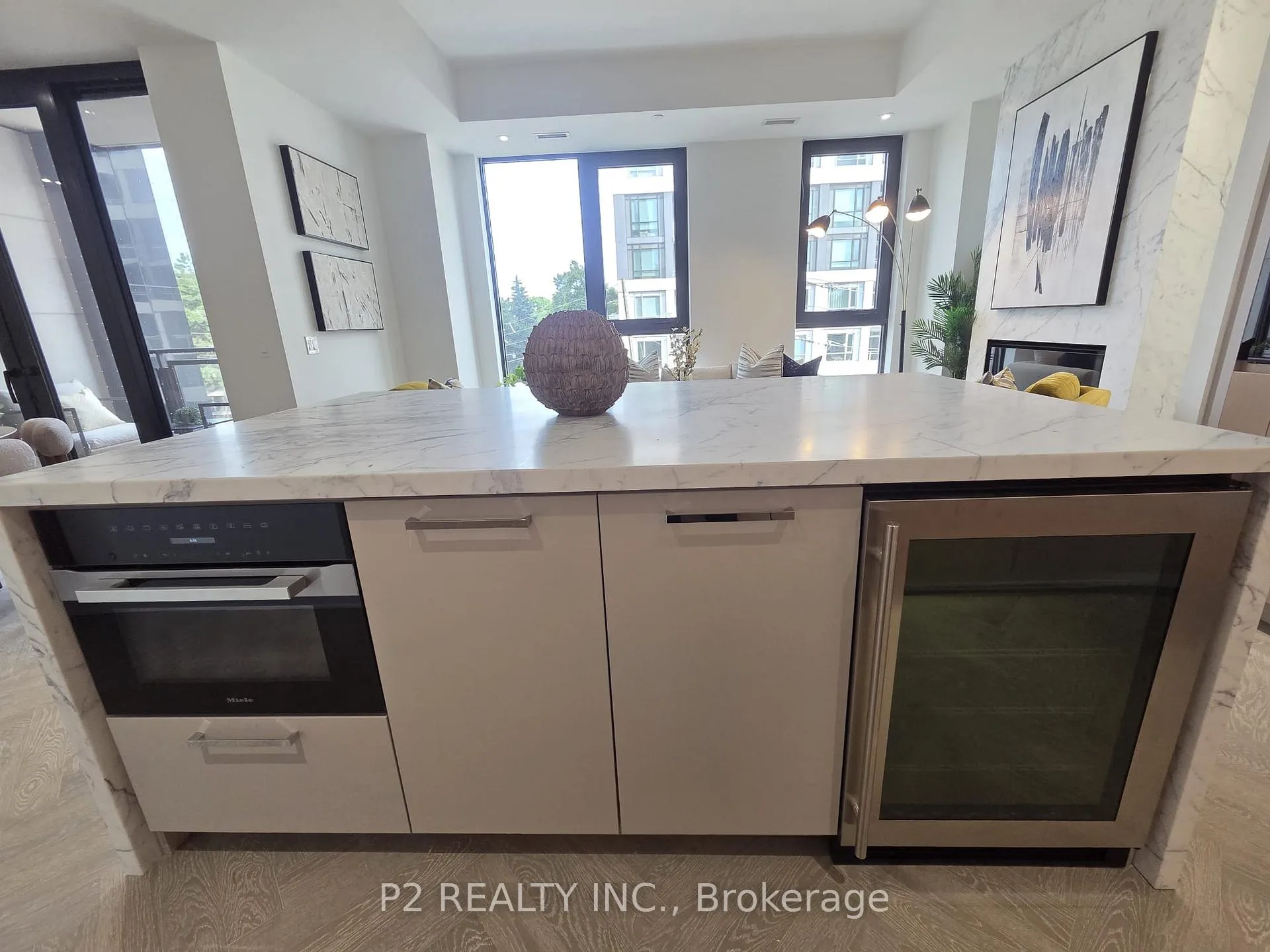 Photo 11 of Unit 411, 2 Forest Hill, Toronto, Casa Loma — HOMEH