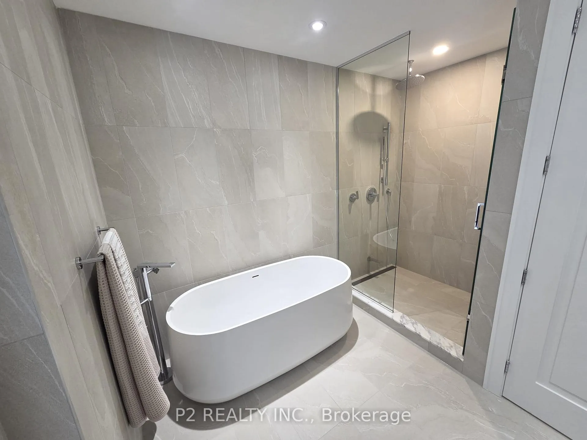 Photo 29 of Unit 411, 2 Forest Hill, Toronto, Casa Loma — HOMEH