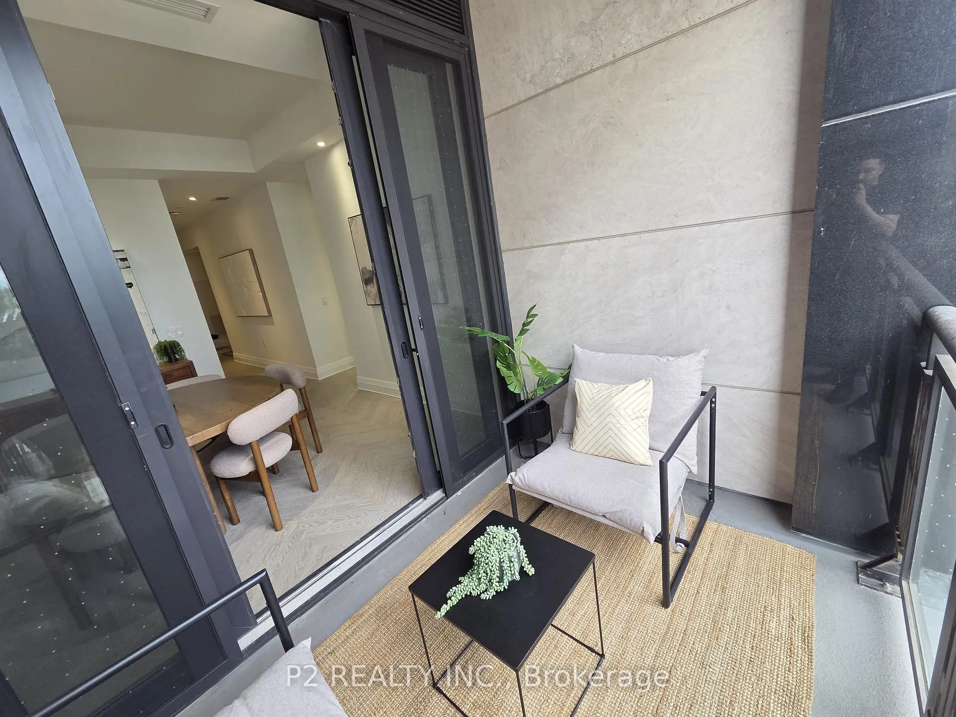 Photo 33 of Unit 411, 2 Forest Hill, Toronto, Casa Loma — HOMEH