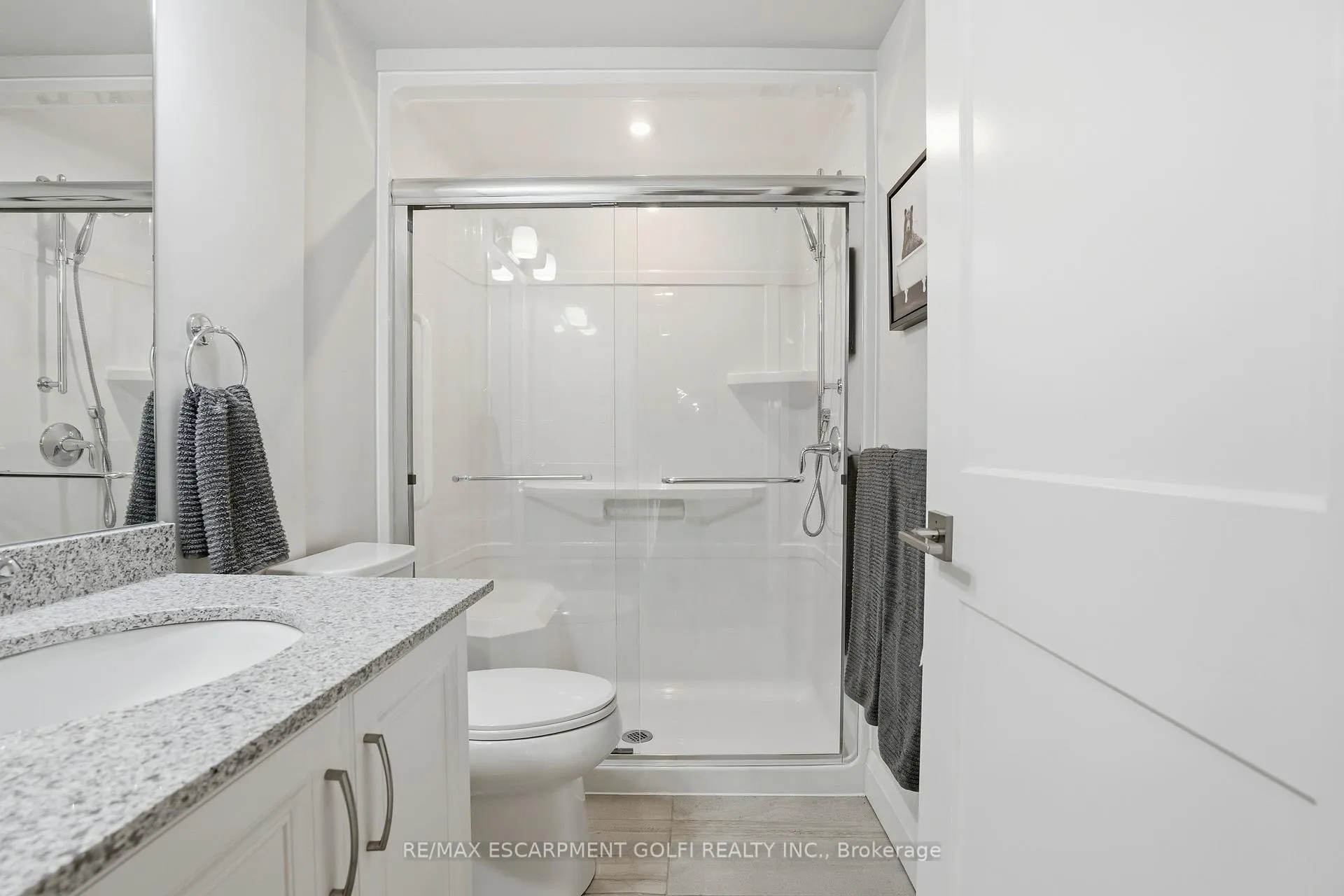 Photo 11 of Unit 714, 5698 Main Street, Niagara Falls, Hospital — HOMEH