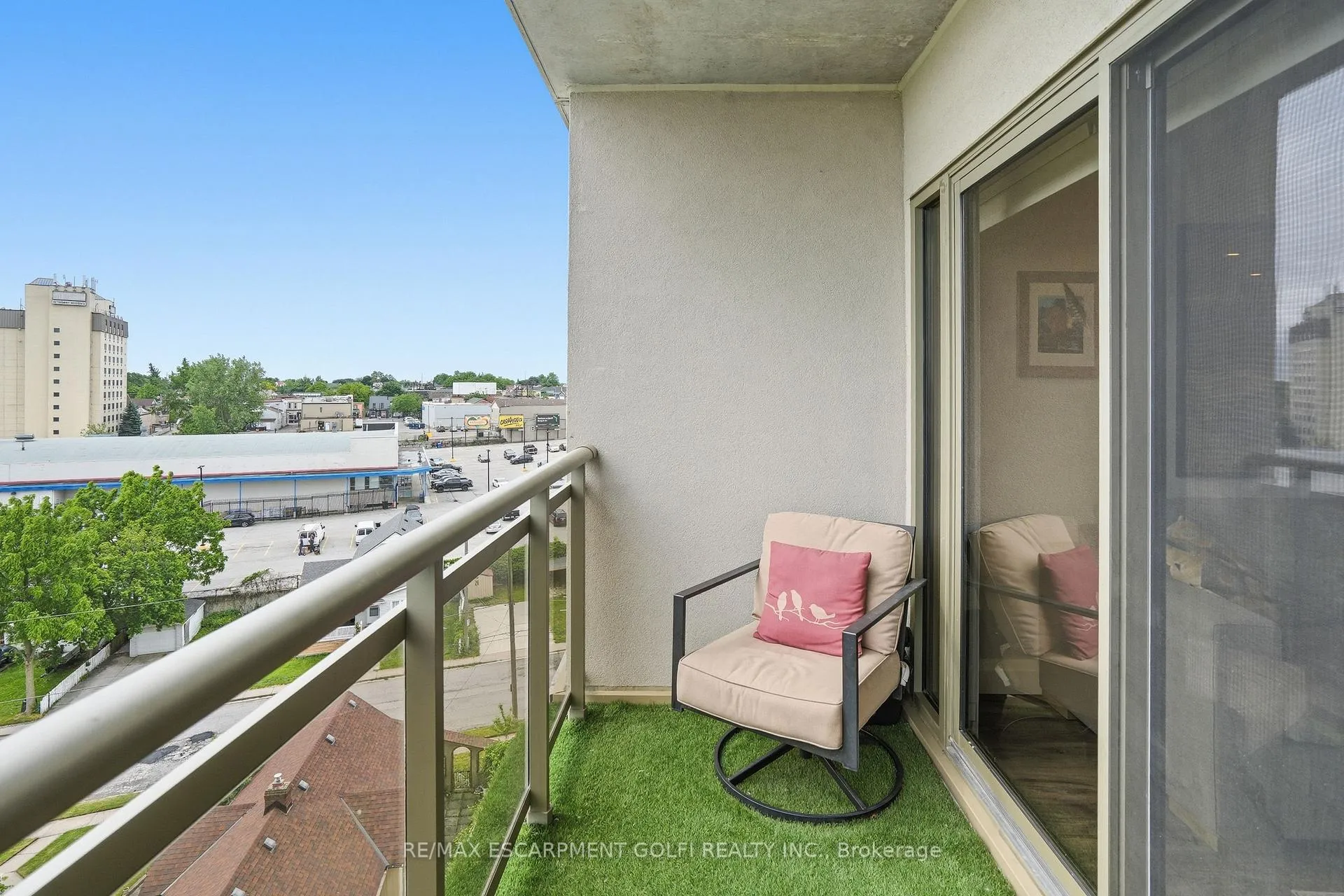 Photo 13 of Unit 714, 5698 Main Street, Niagara Falls, Hospital — HOMEH