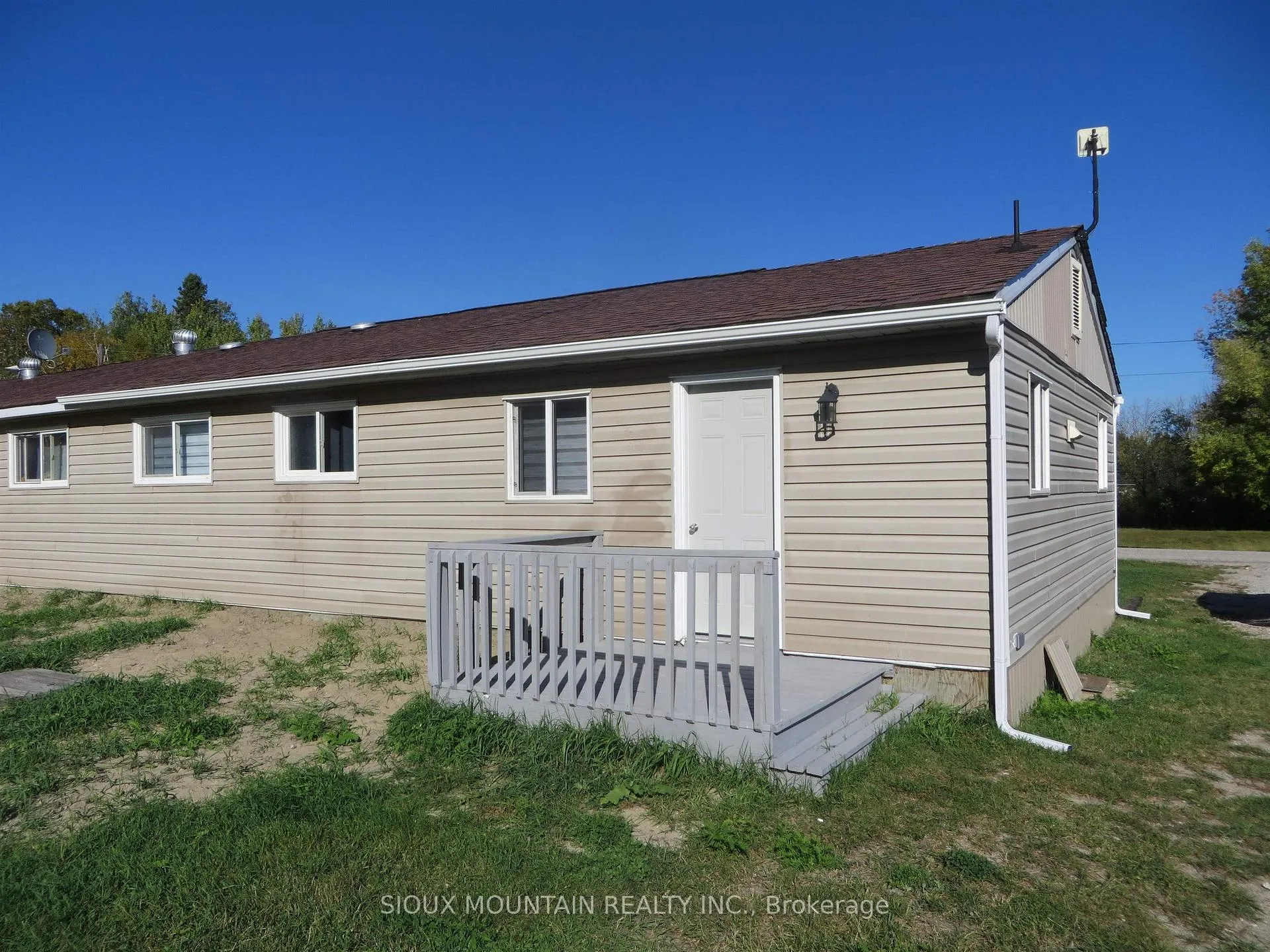 Photo 12 of 4 First Ave, Sioux Lookout — HOMEH