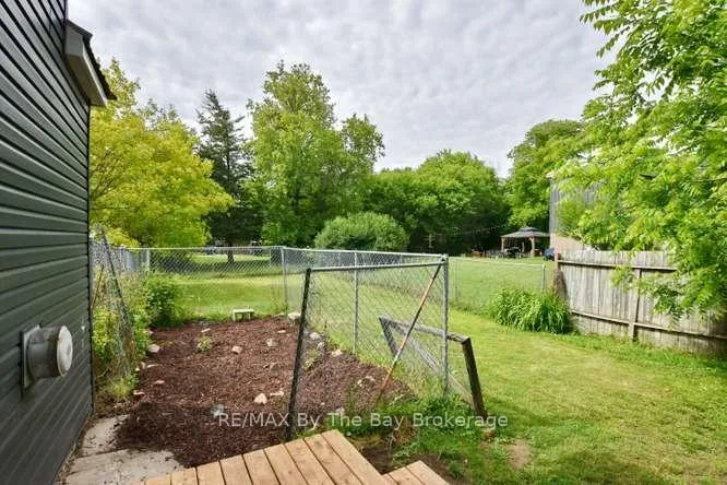 Photo 22 of 11 Edward Street W, Clearview, Creemore — HOMEH