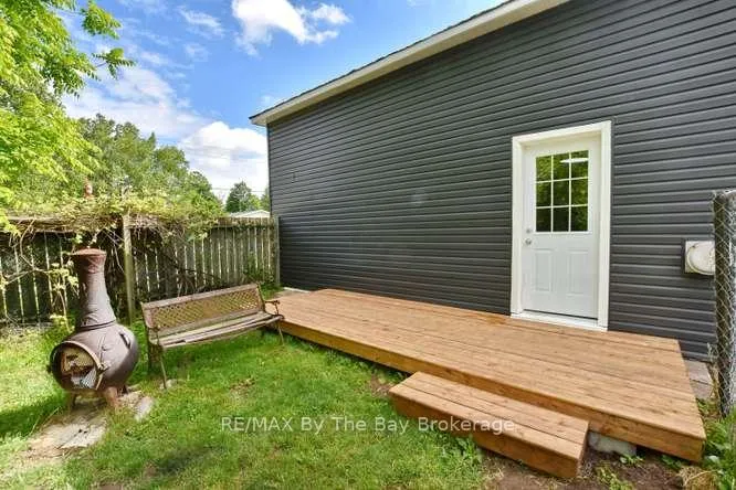Photo 23 of 11 Edward Street W, Clearview, Creemore — HOMEH
