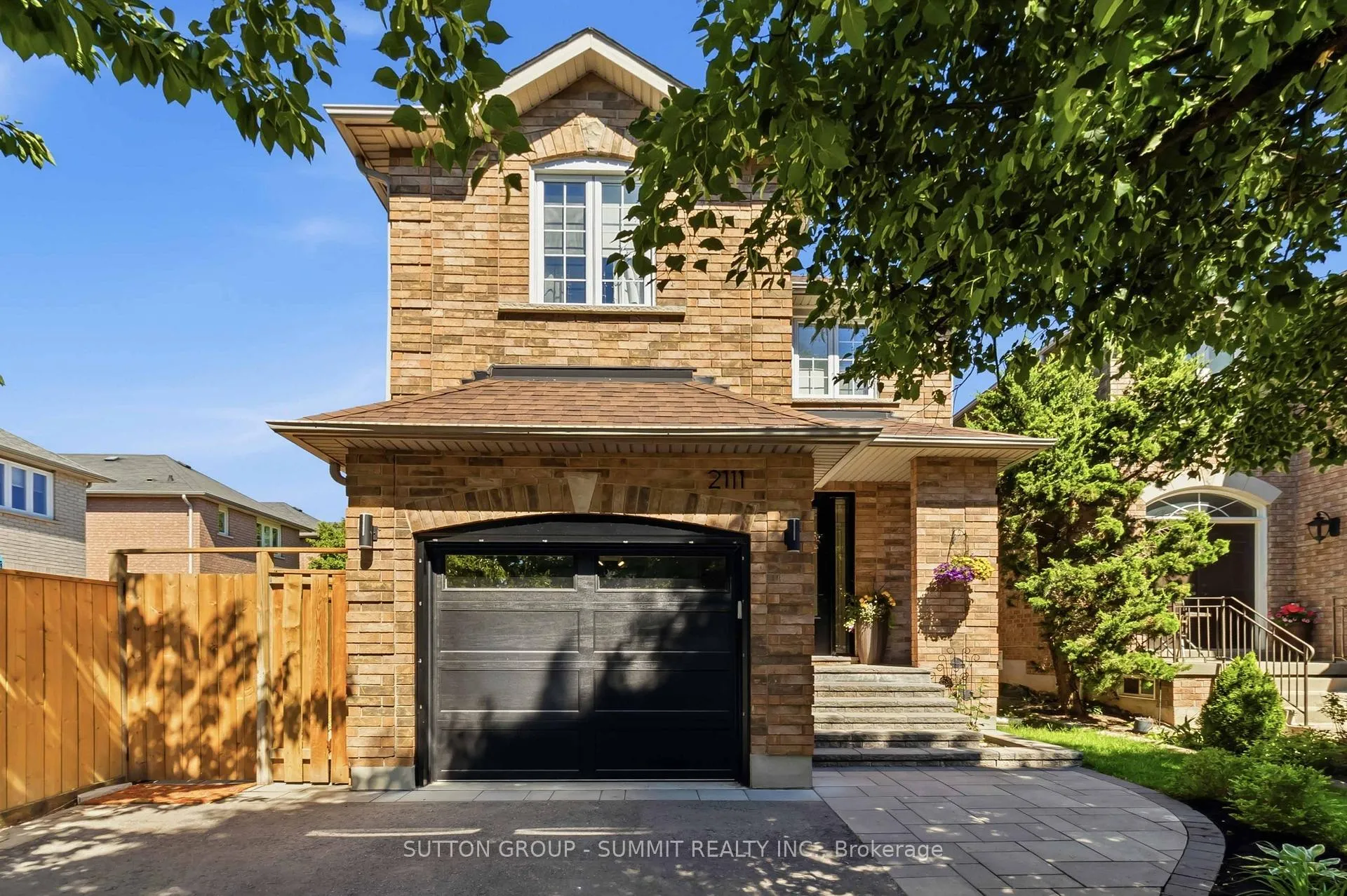 Photo 1 of 2111 Westmount Drive, Oakville, Westmount — HOMEH