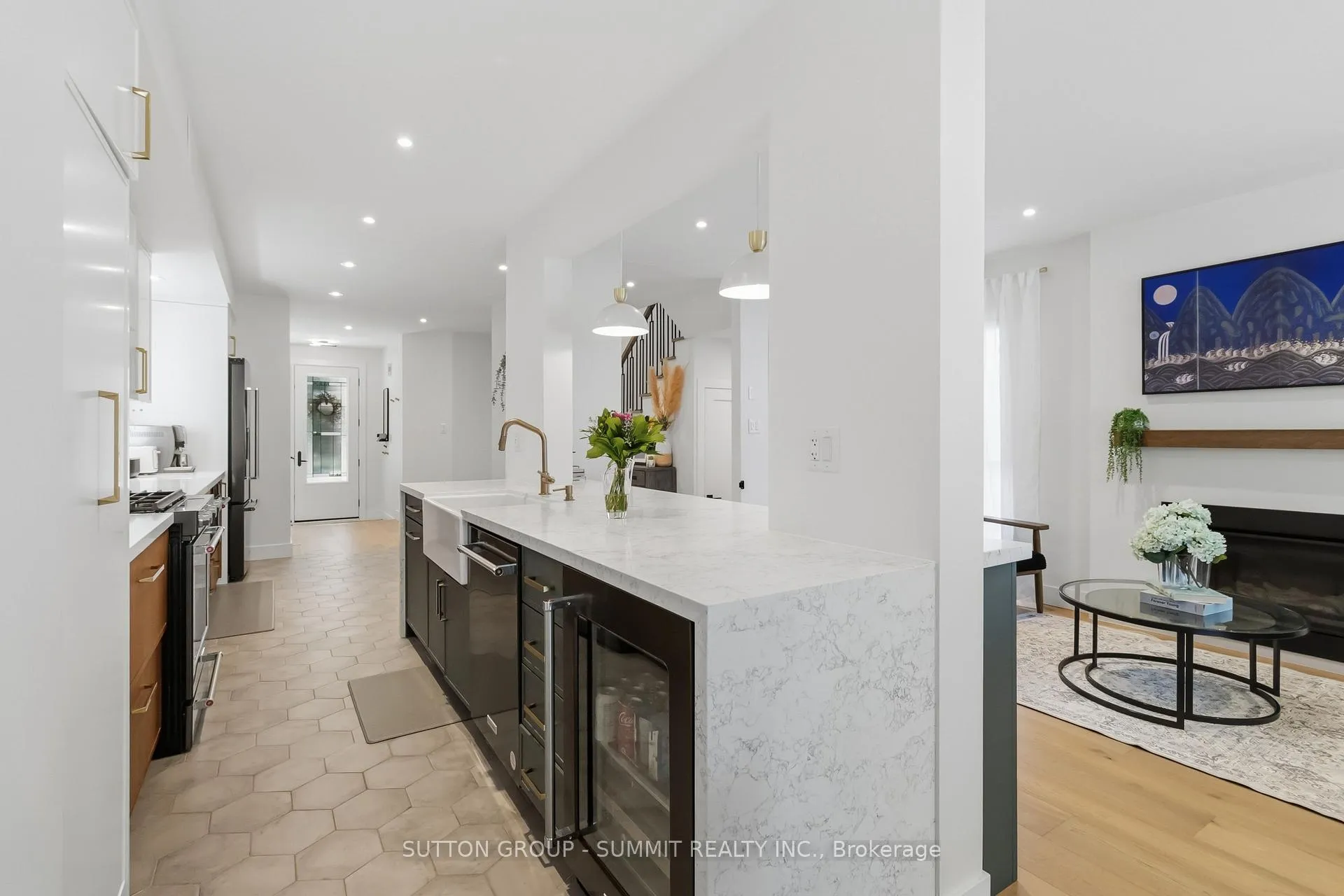 Photo 9 of 2111 Westmount Drive, Oakville, Westmount — HOMEH