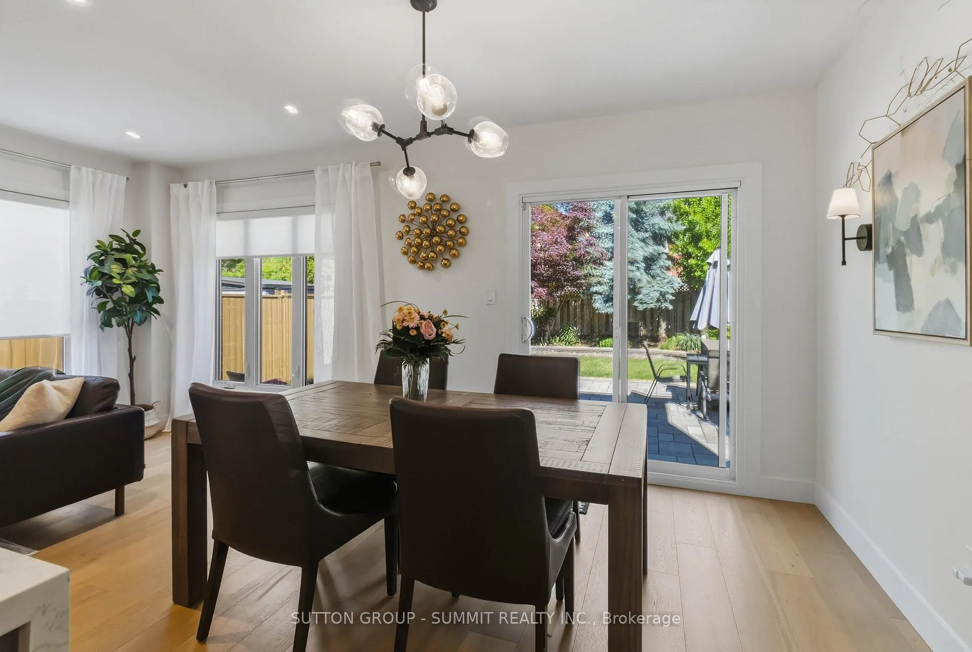 Photo 13 of 2111 Westmount Drive, Oakville, Westmount — HOMEH