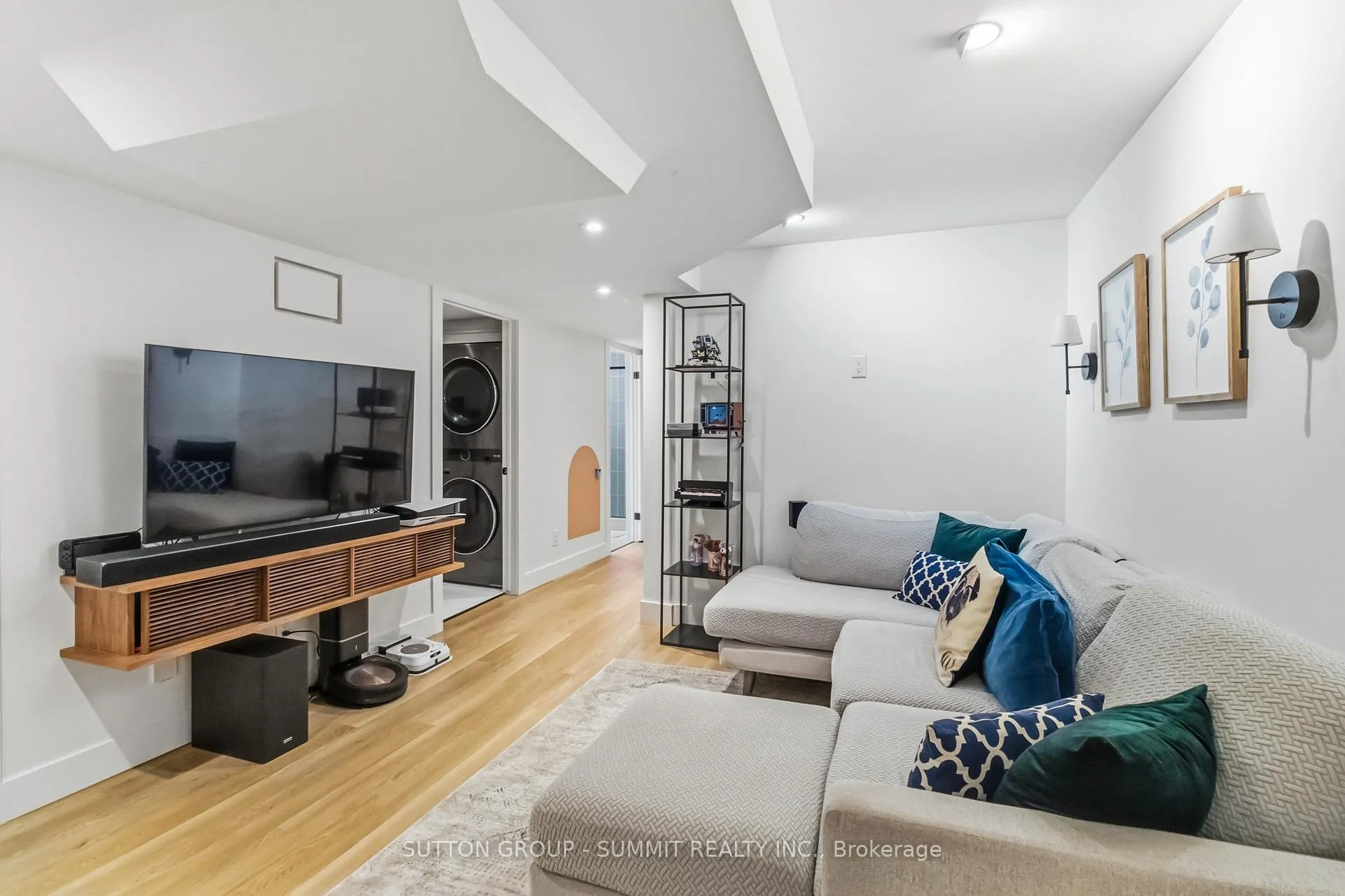 Photo 27 of 2111 Westmount Drive, Oakville, Westmount — HOMEH