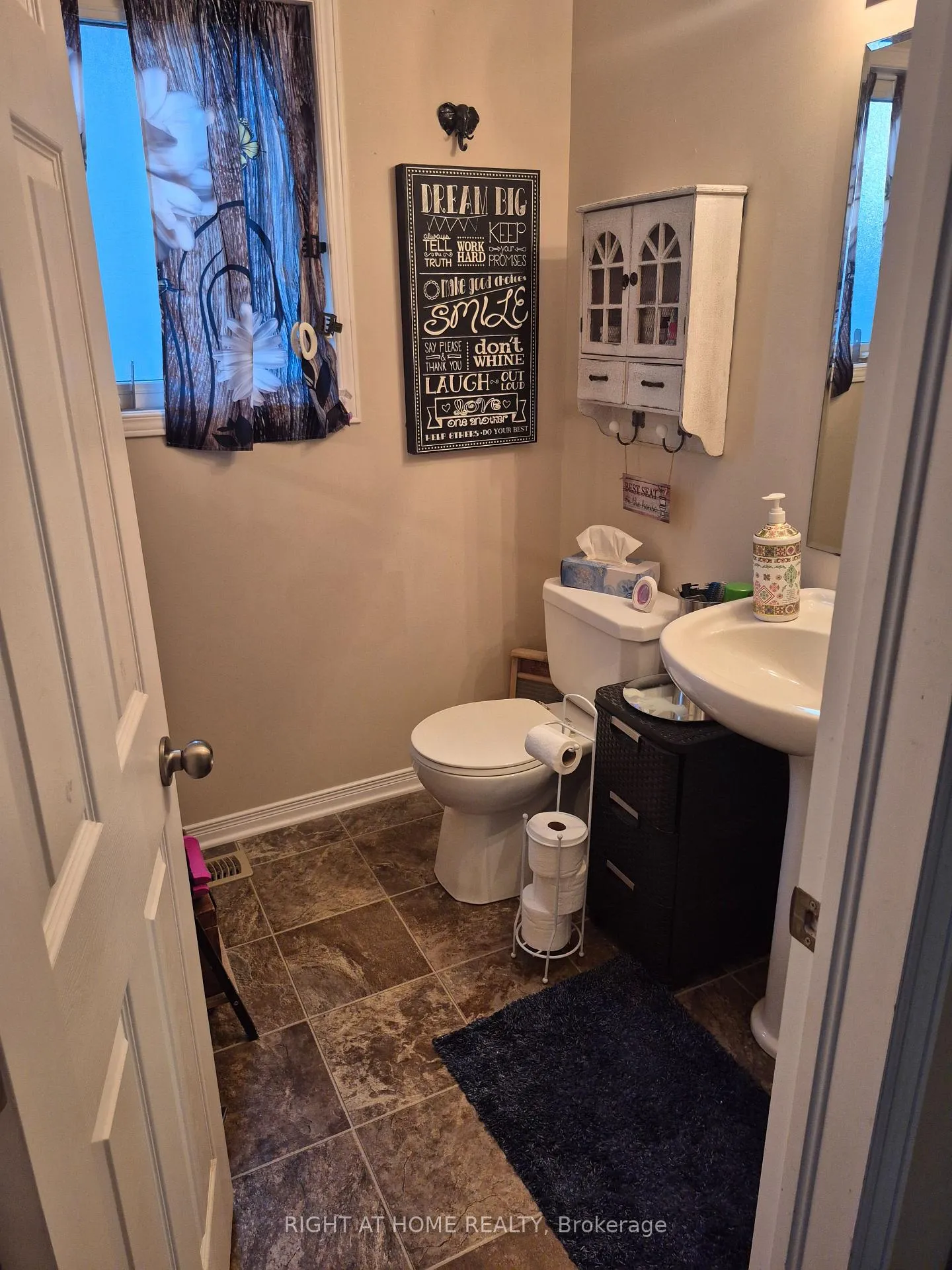 Photo 6 of 1478 Albany Drive, Kingston, City Northwest — HOMEH