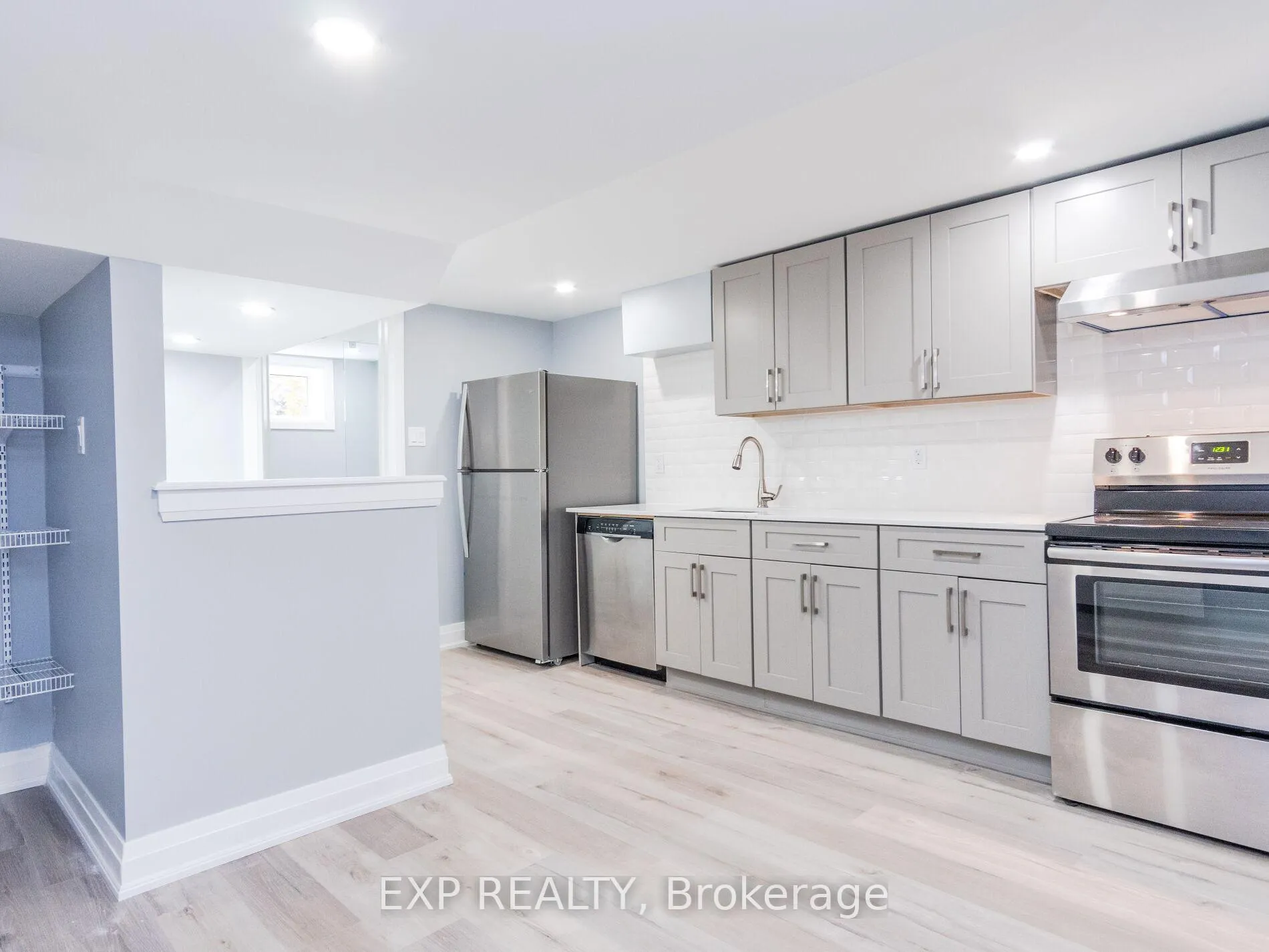 Photo 8 of Unit 2, 124 Upper Paradise Road, Hamilton, Westcliffe — HOMEH