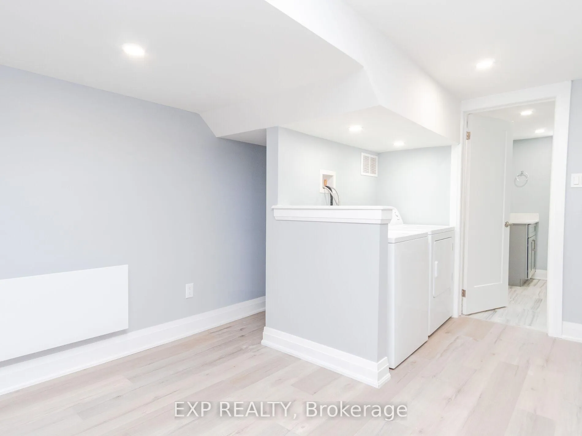Photo 11 of Unit 2, 124 Upper Paradise Road, Hamilton, Westcliffe — HOMEH