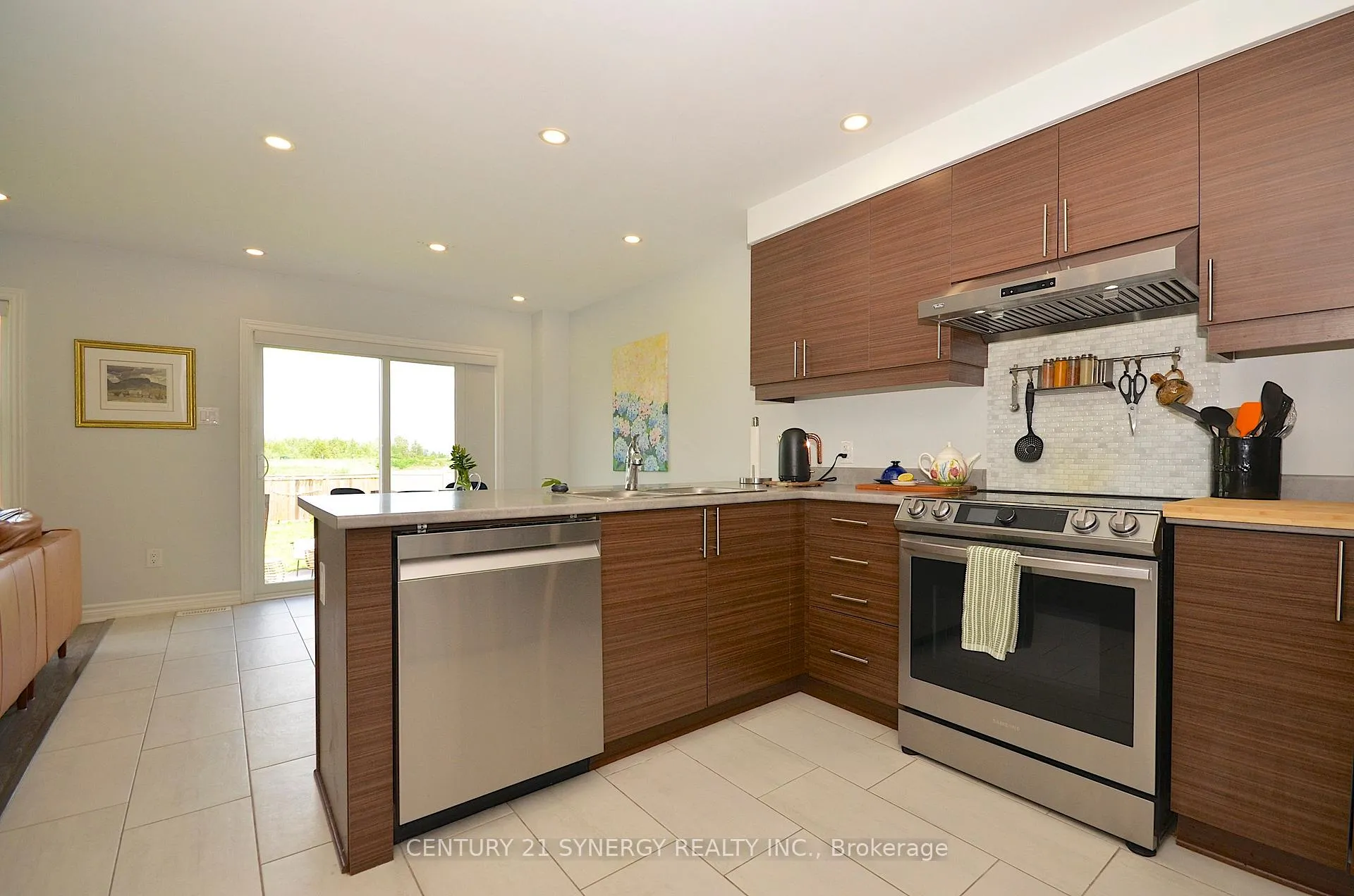 Photo 8 of 114 Unity Place, Ottawa, Stittsville (North) — HOMEH