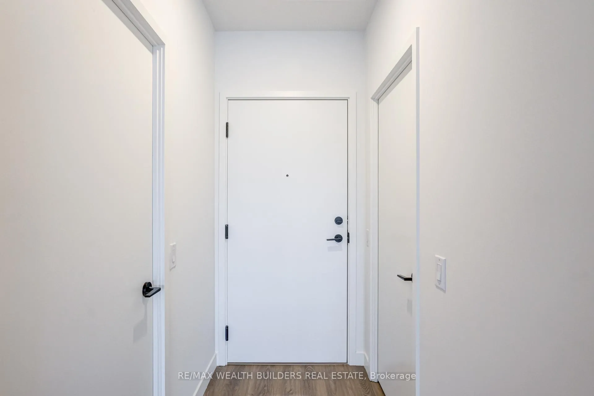 Photo 14 of Unit 201, 1050 Eastern Avenue, Toronto, Greenwood-Coxwell — HOMEH