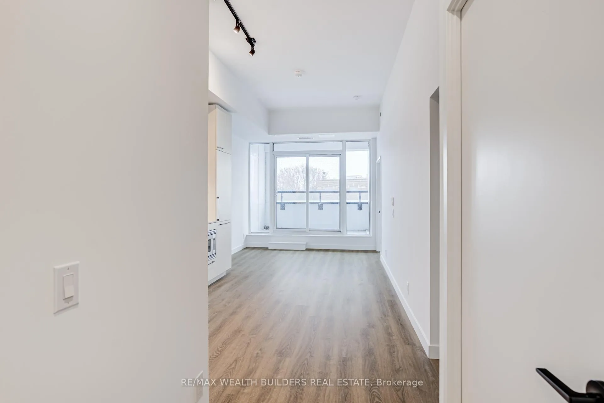 Photo 15 of Unit 201, 1050 Eastern Avenue, Toronto, Greenwood-Coxwell — HOMEH