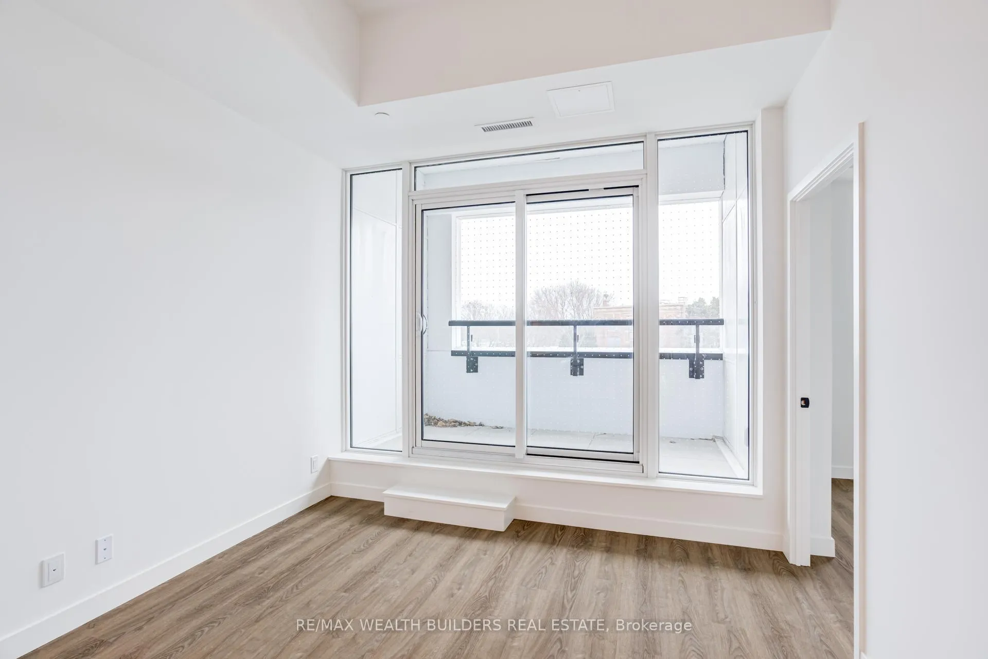 Photo 20 of Unit 201, 1050 Eastern Avenue, Toronto, Greenwood-Coxwell — HOMEH