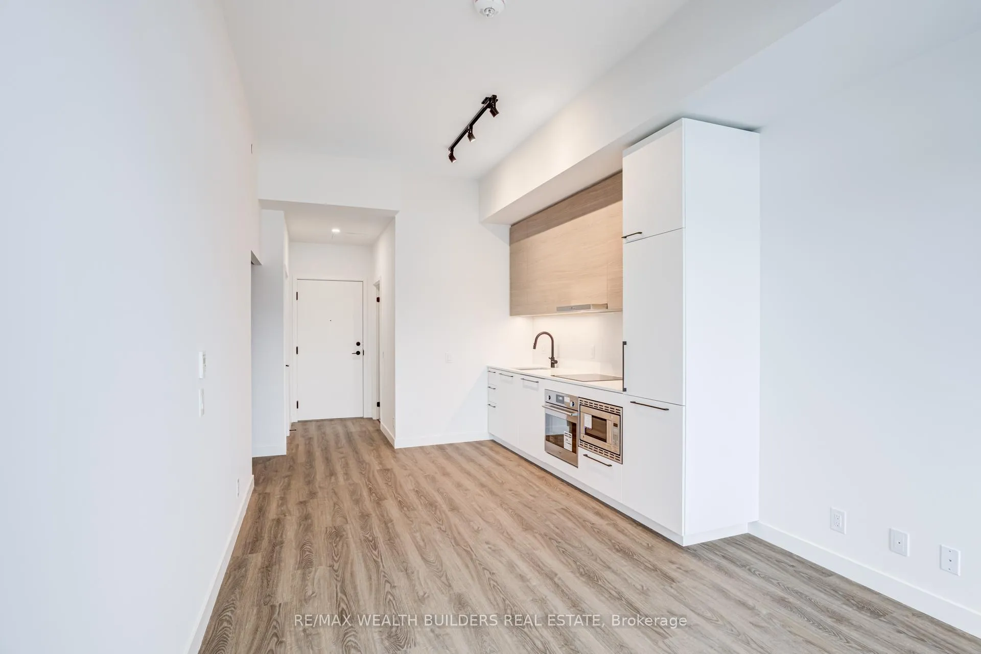 Photo 21 of Unit 201, 1050 Eastern Avenue, Toronto, Greenwood-Coxwell — HOMEH