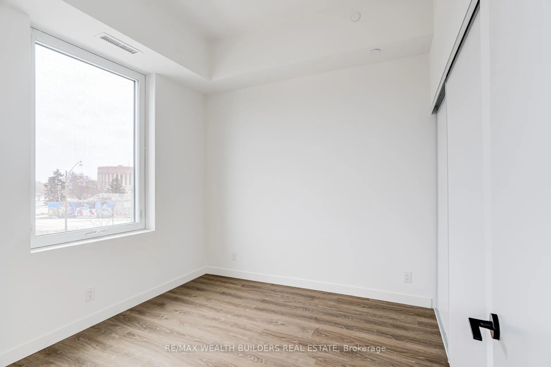 Photo 22 of Unit 201, 1050 Eastern Avenue, Toronto, Greenwood-Coxwell — HOMEH