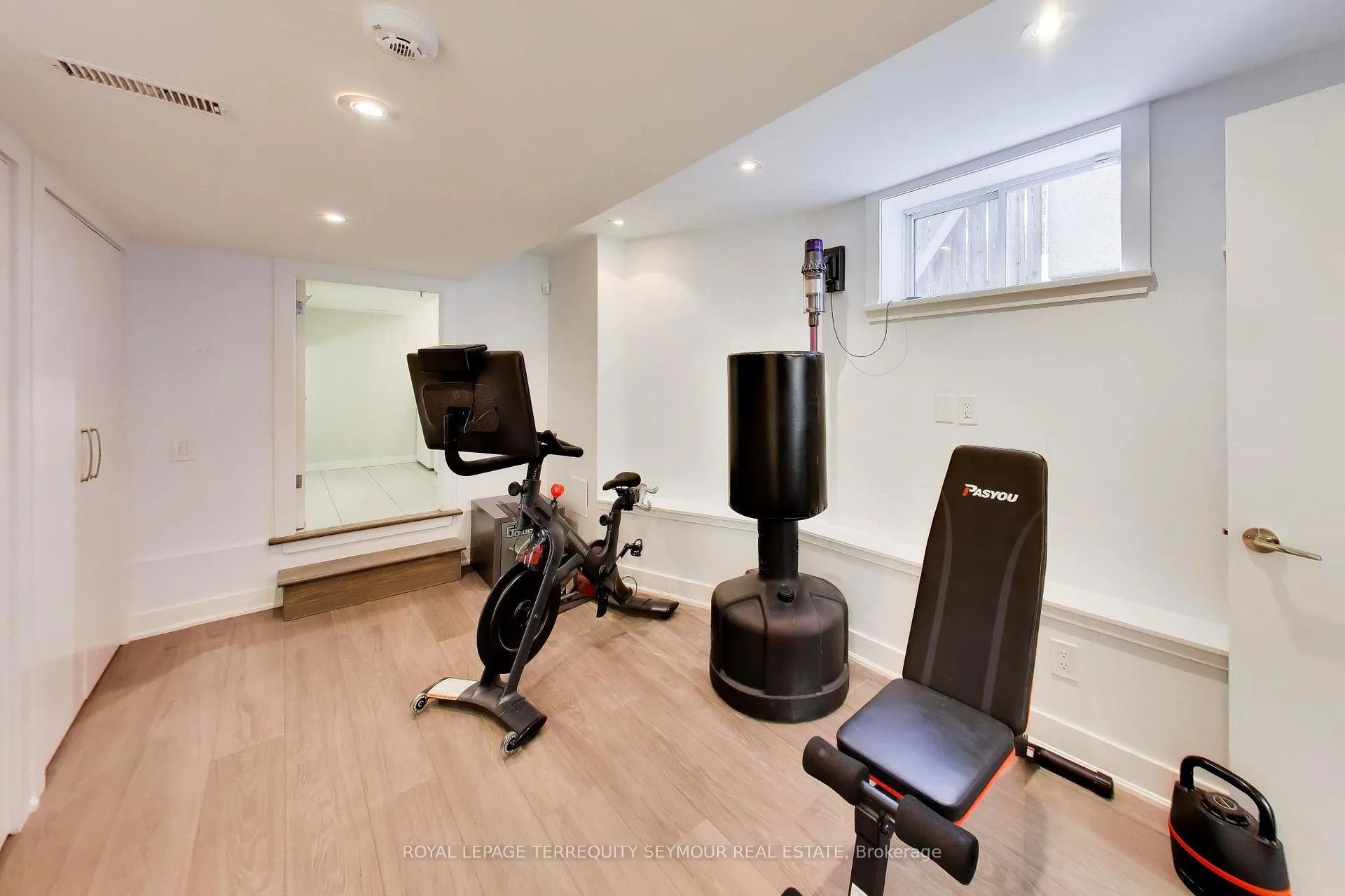 Photo 21 of 472 Balliol Street, Toronto, Mount Pleasant East — HOMEH