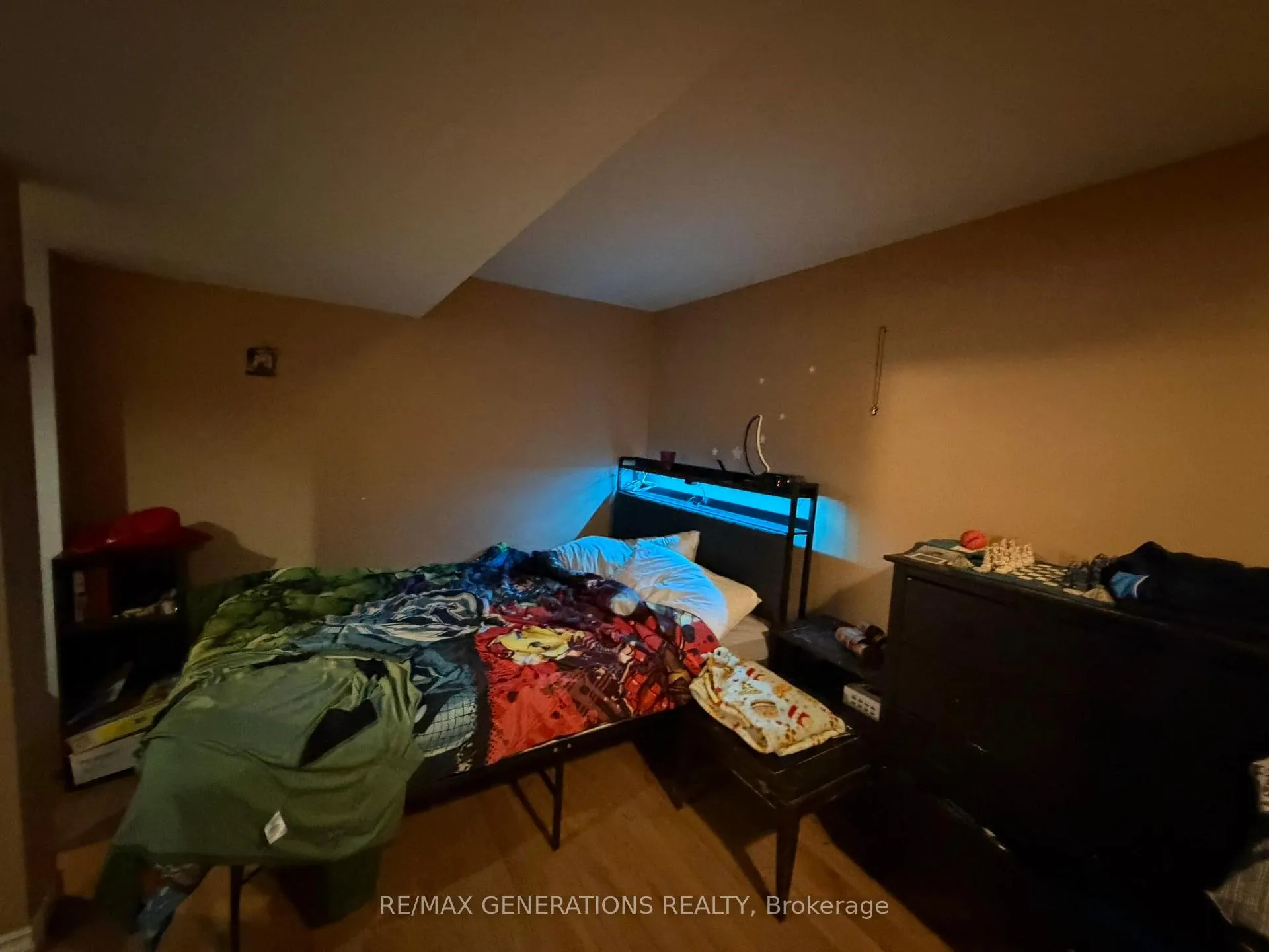 Photo 12 of 444 McKellar Street N, Thunder Bay, McKeller Park — HOMEH