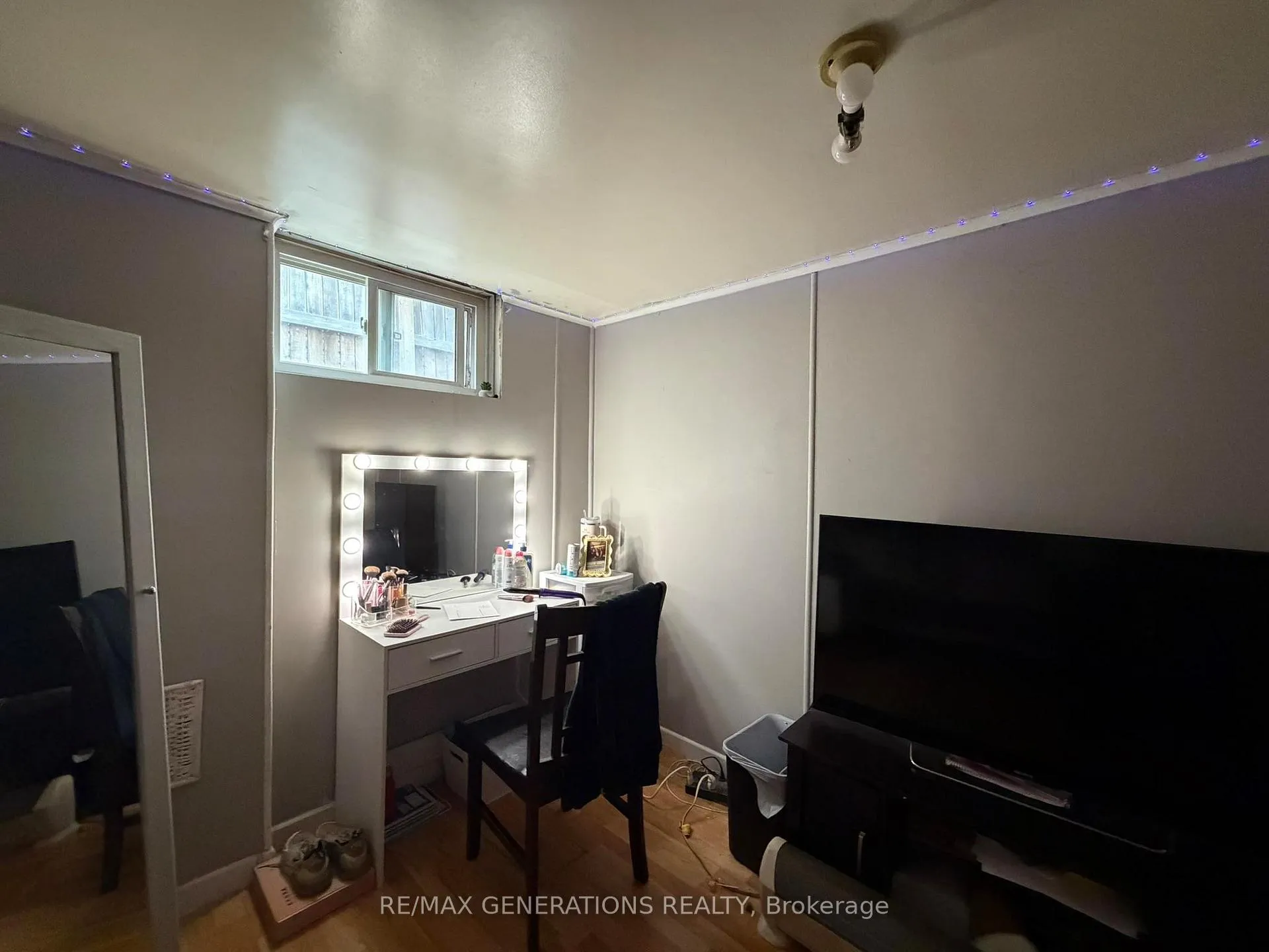 Photo 14 of 444 McKellar Street N, Thunder Bay, McKeller Park — HOMEH