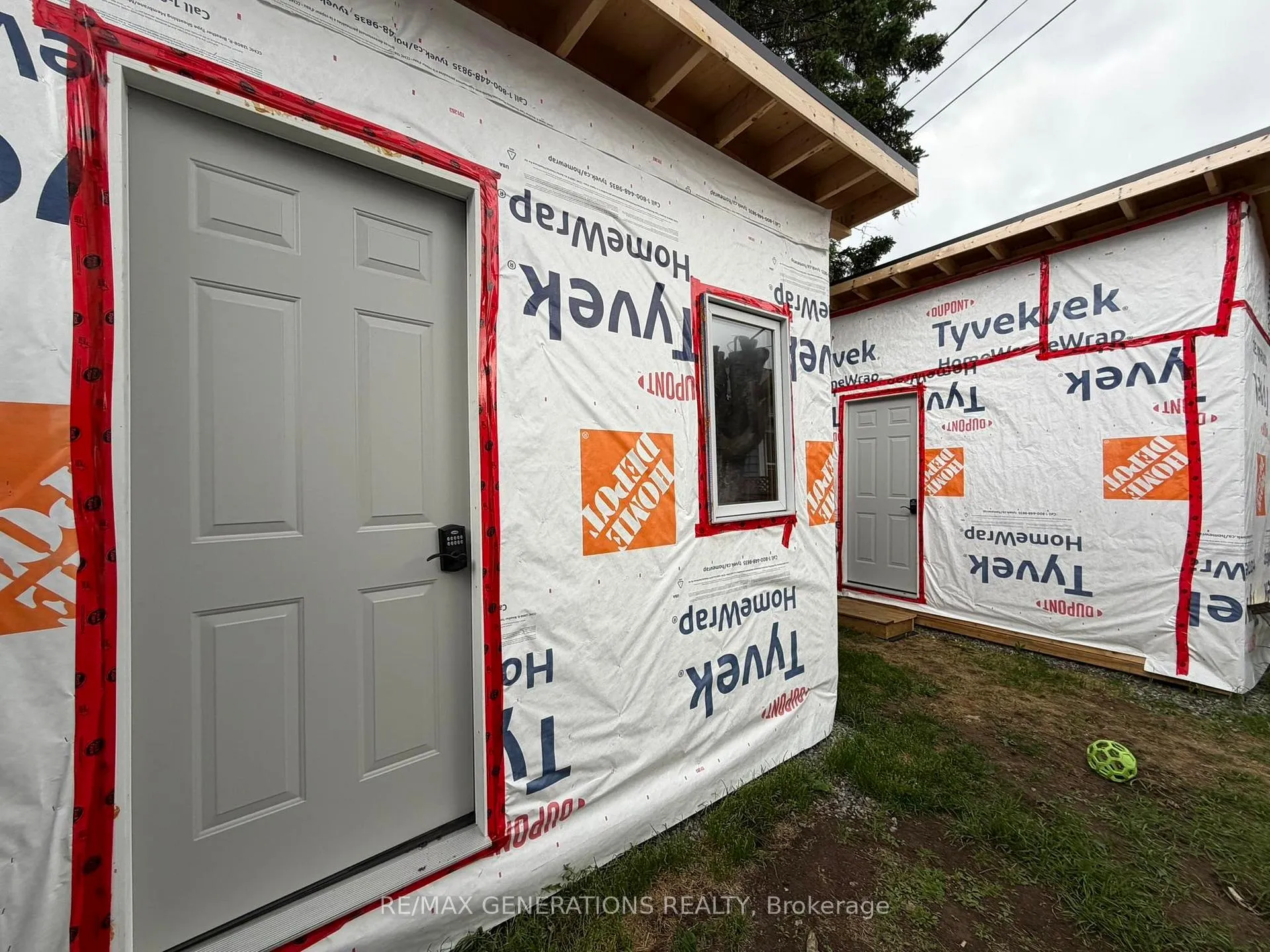Photo 19 of 444 McKellar Street N, Thunder Bay, McKeller Park — HOMEH