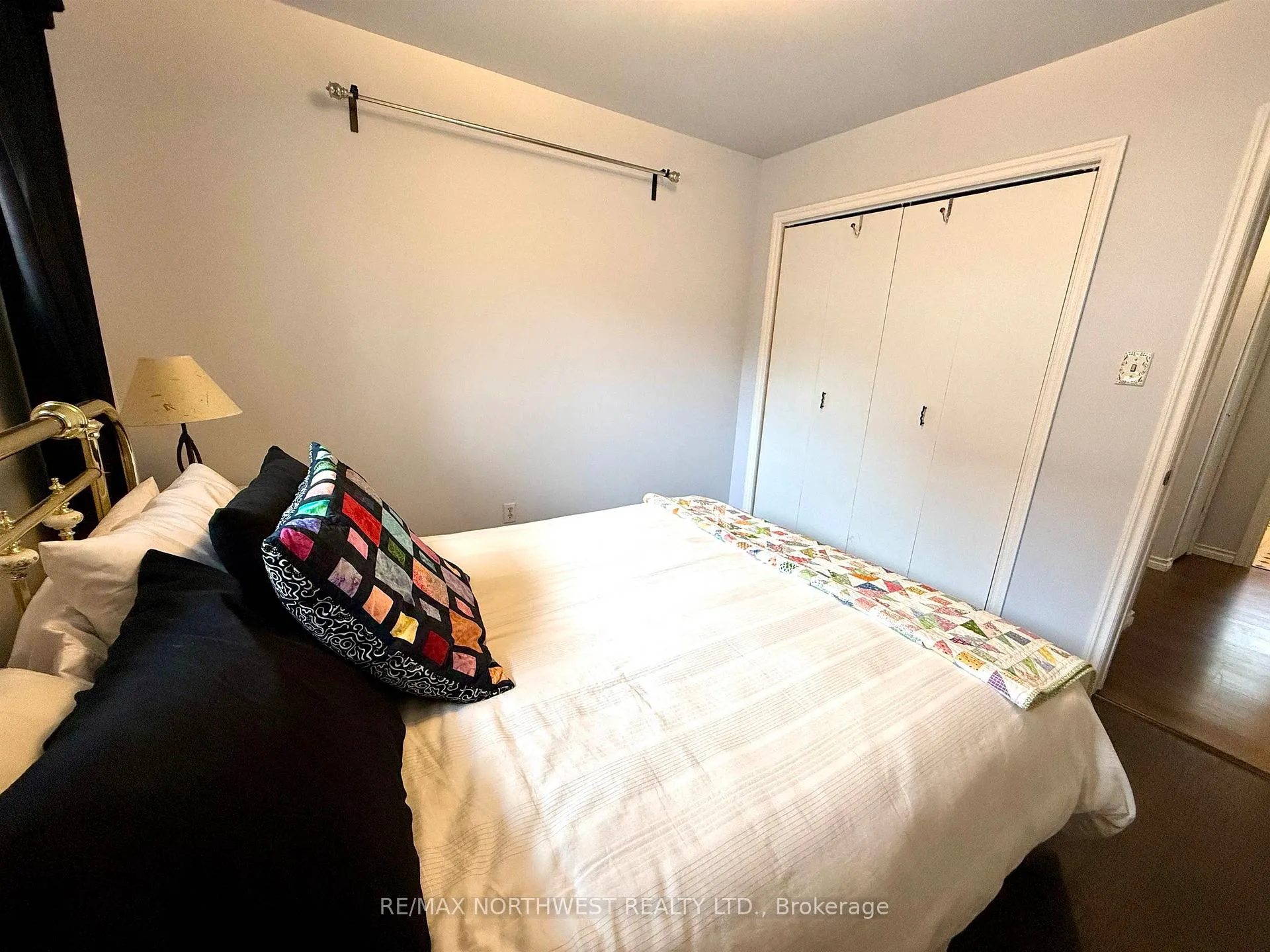 Photo 12 of 913 Park Street, Kenora, Central — HOMEH